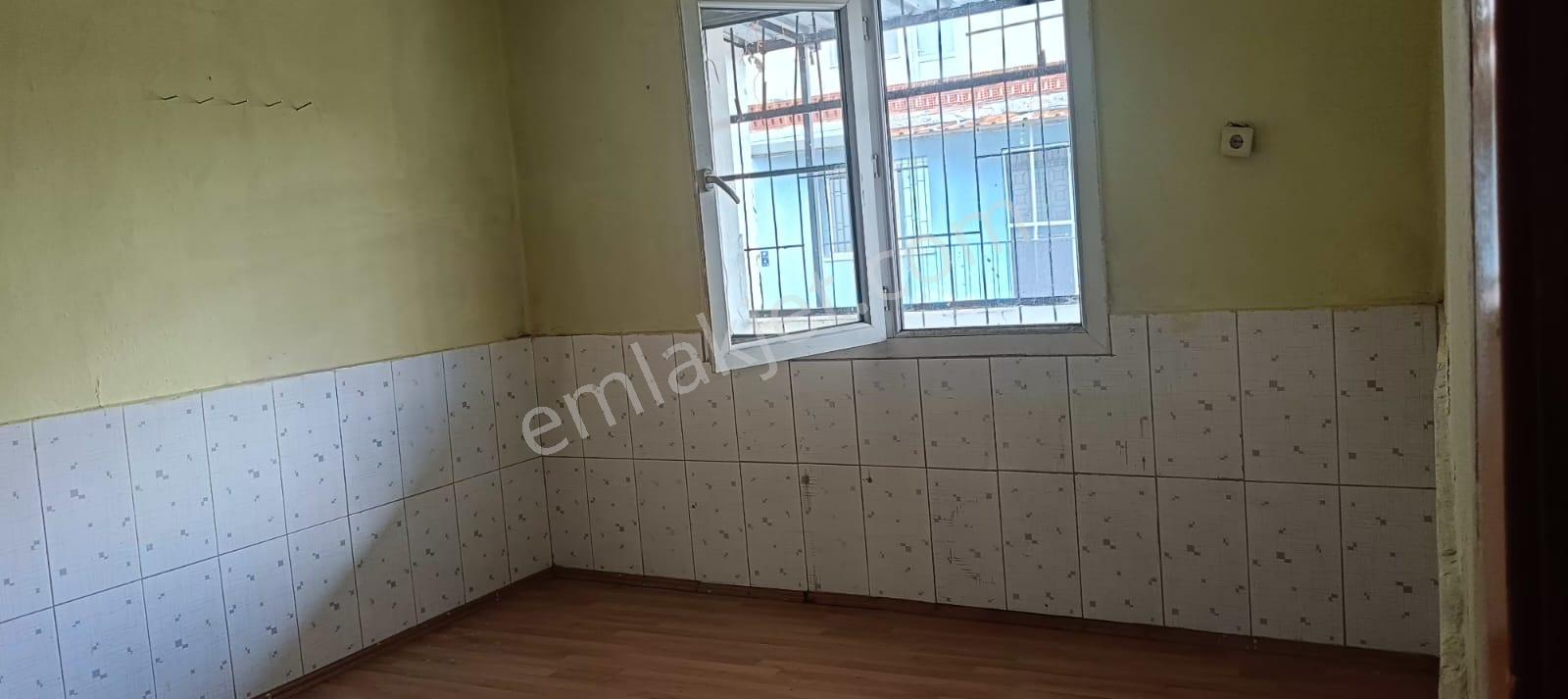 Acarlar Emlaktan Sümer Mah. (yeni Sanayi Mah.) 2+1-90 M2 Kiralık Daire - Görsel 12