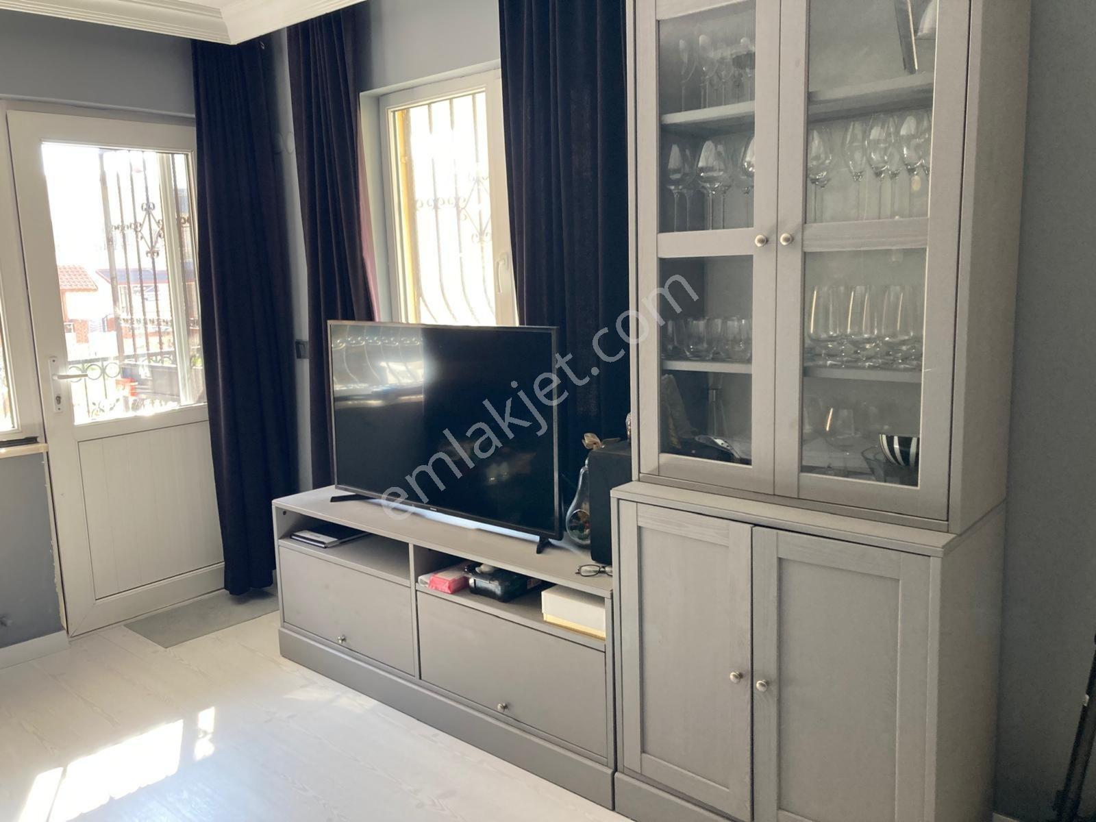 Kuşadası Kuşturda 3+1 Bahçeli Havuzlu Eşyalı Villa - Görsel 8