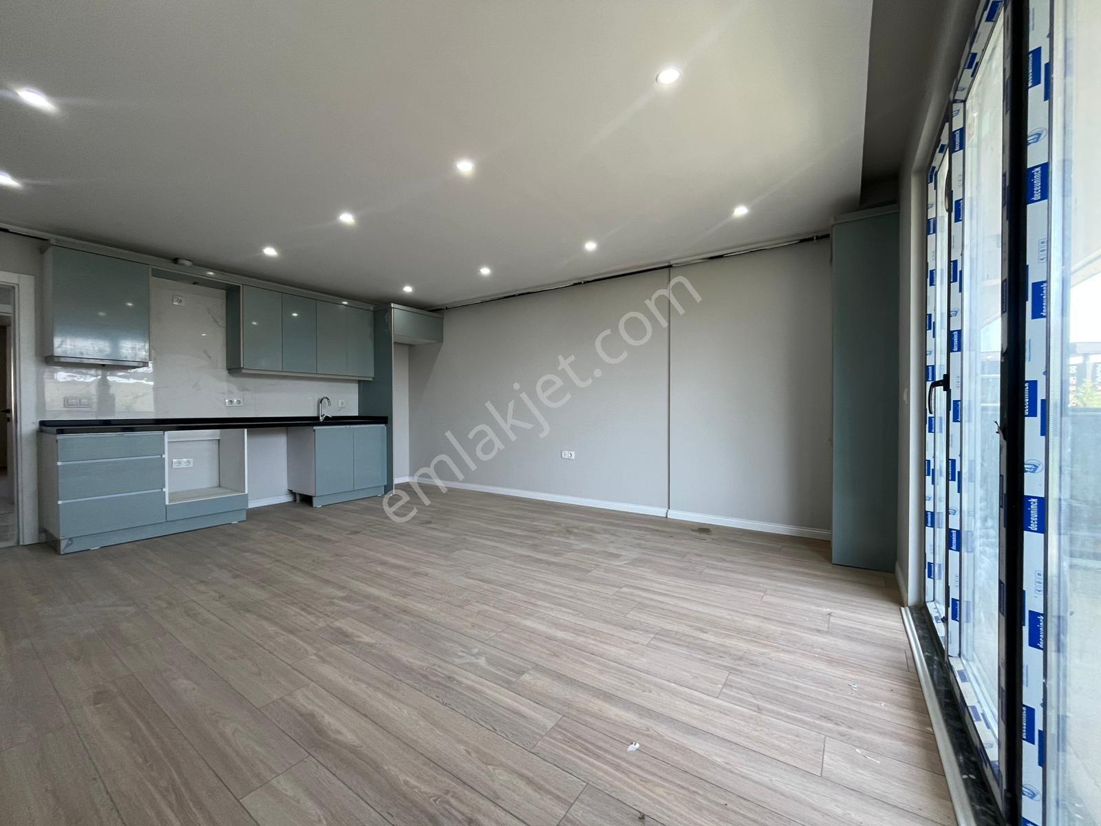 Celaliye Mahallesinde Bahçe Kullanımlı Sitede Kiralık Daire - Görsel 3