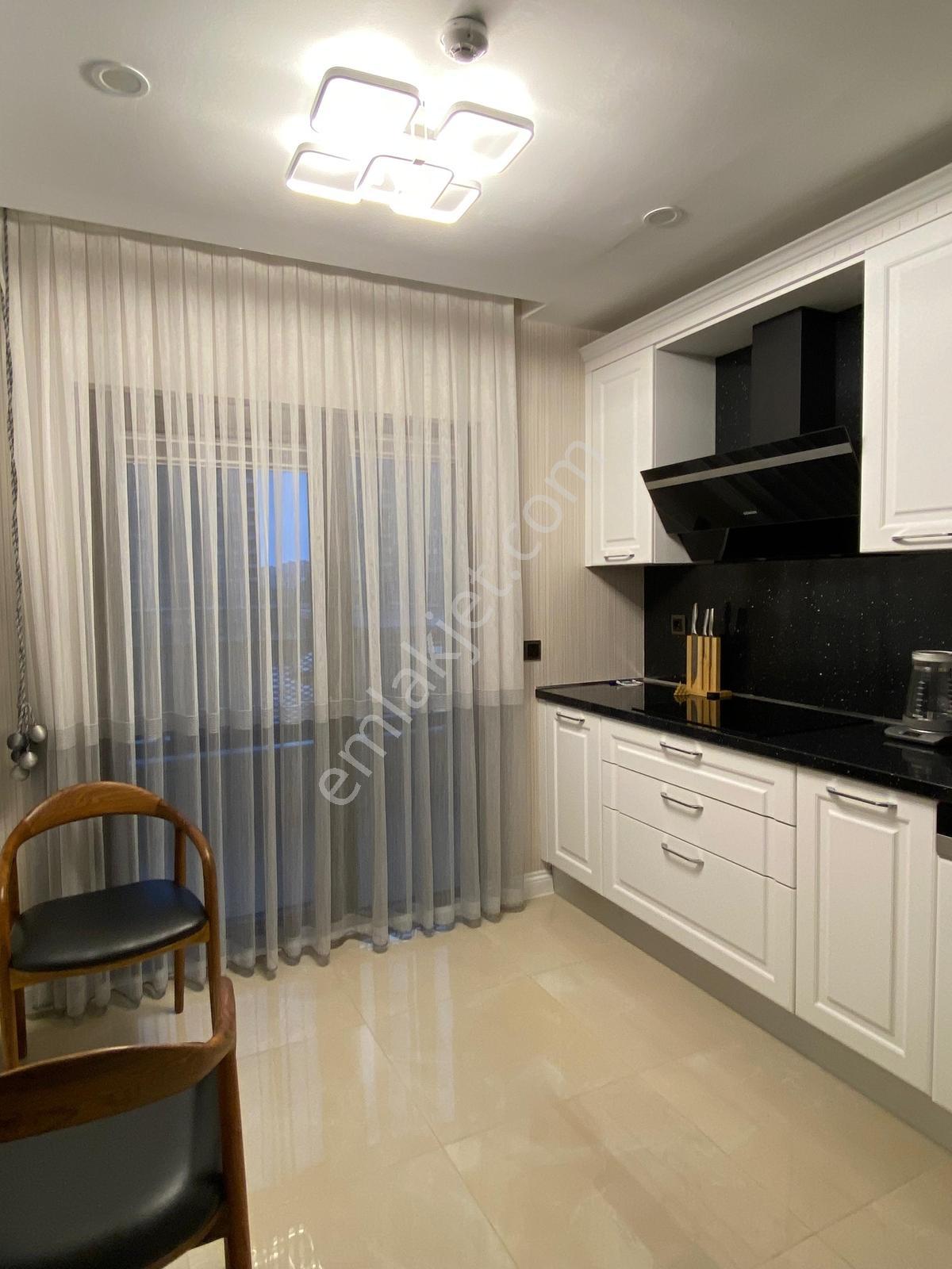 Beylikdüzü Kameroğlu Metrohome Suit Full Havuz Cephe Büyük 164m2 - Görsel 17