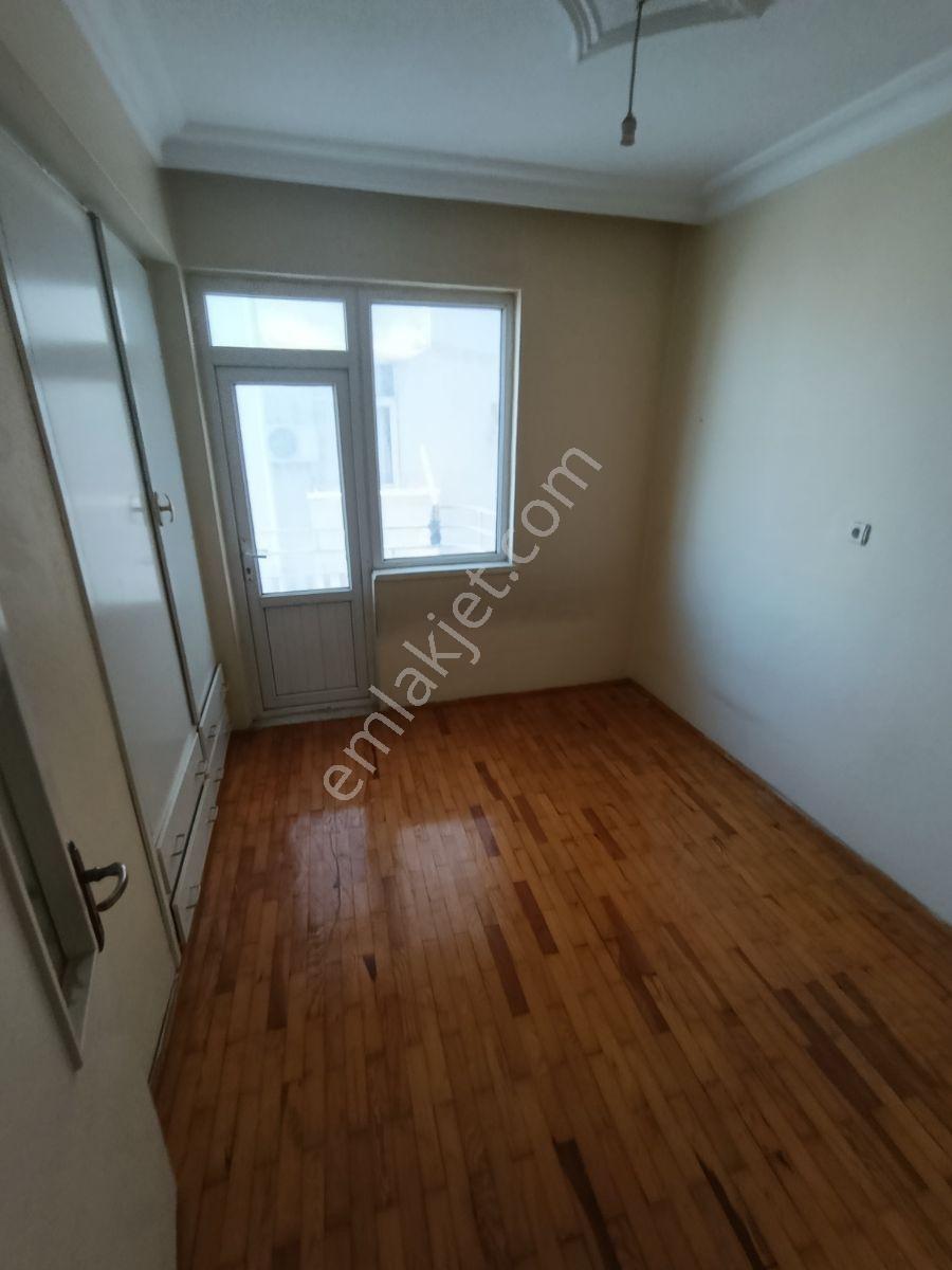 Tramvay Cadde Üstü Bina. - Görsel 11