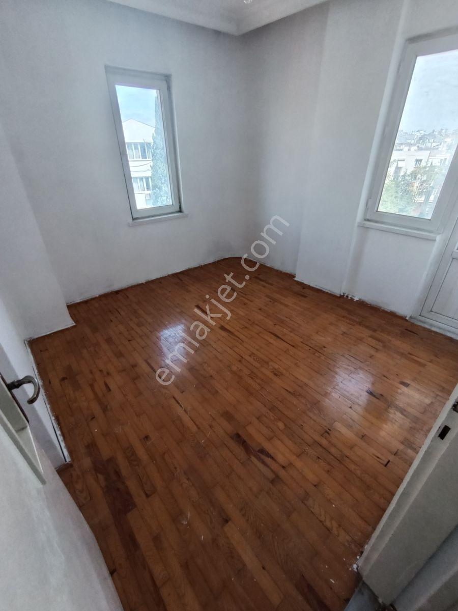 Tramvay Cadde Üstü Bina. - Görsel 10