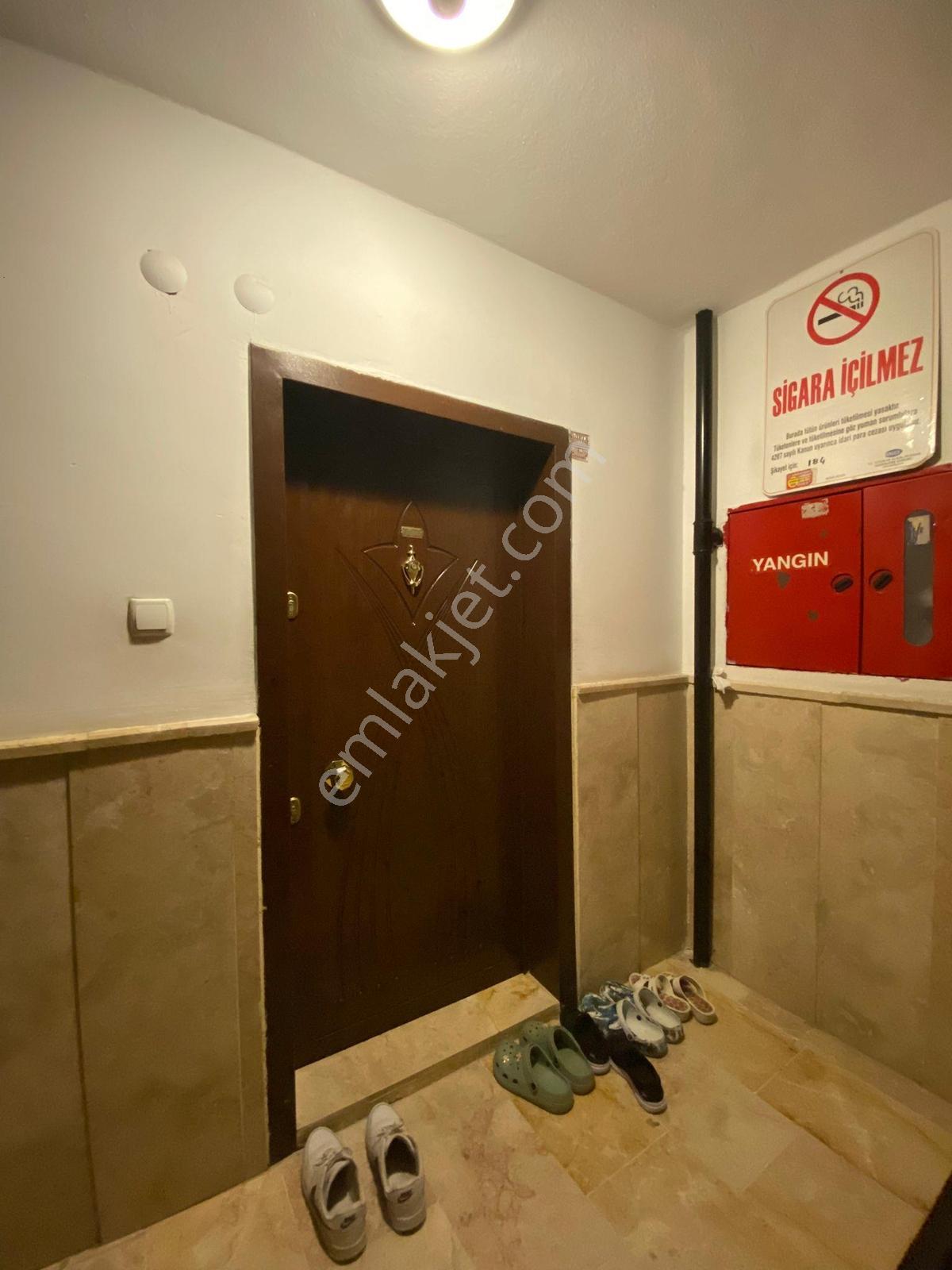 Beyoğlu'ndan Acil Satılık Kilerli Masrafsız Y.giriş Geniş 3+1 - Görsel 9