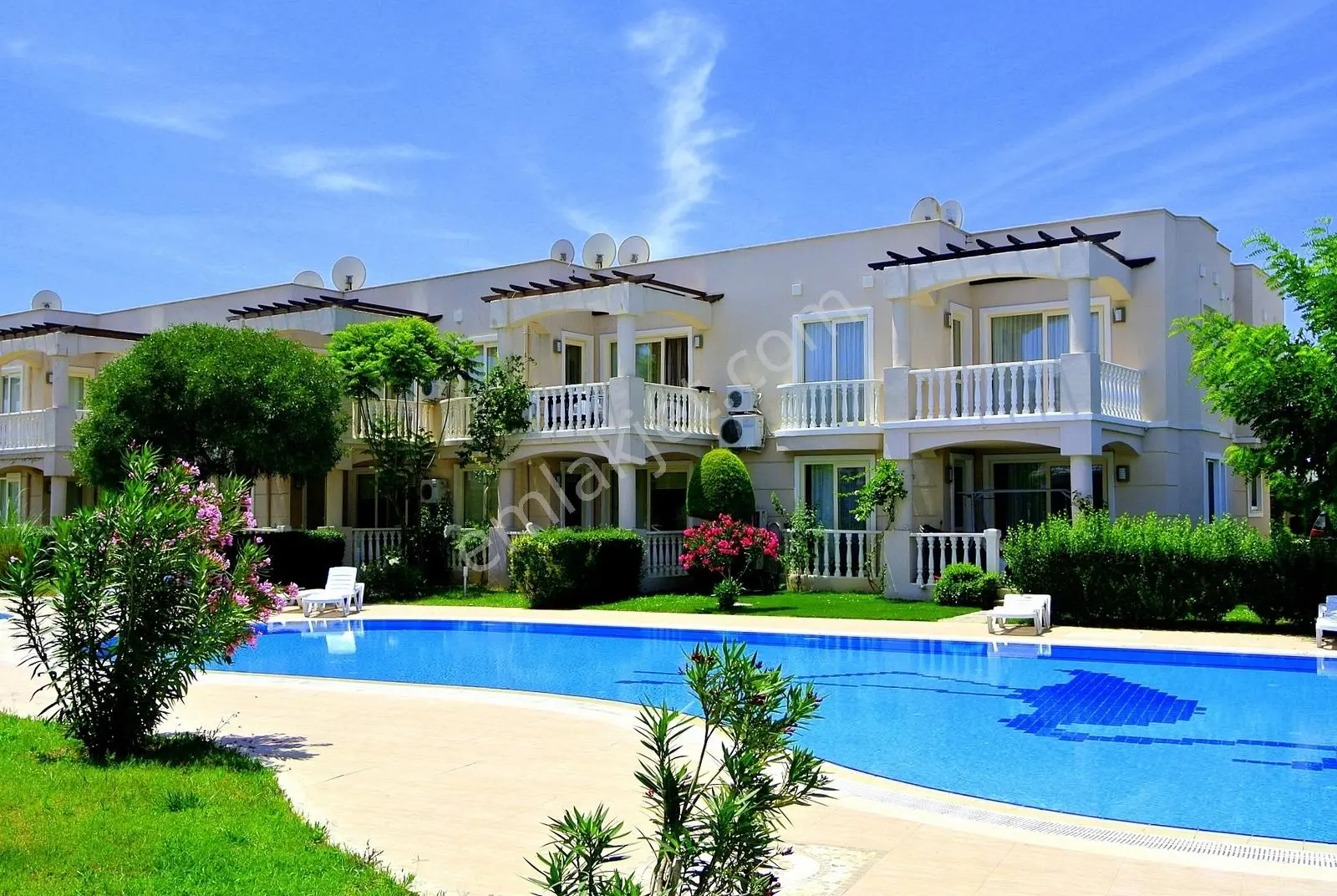 Bodrum Beach Resort Özel Plajlı Sitede Eşyalı Büyük Tip Daire - Görsel 25