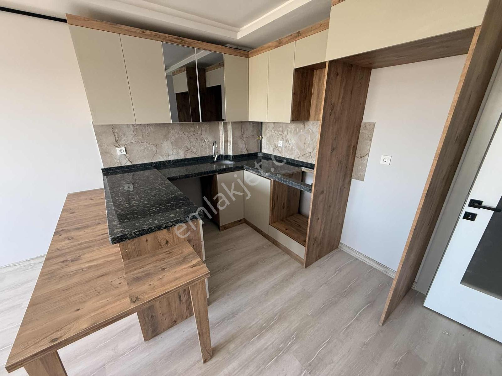 Acill İskanı Alınmış Cambalkonlu Ara Kat 2+1 Daire - Görsel 32