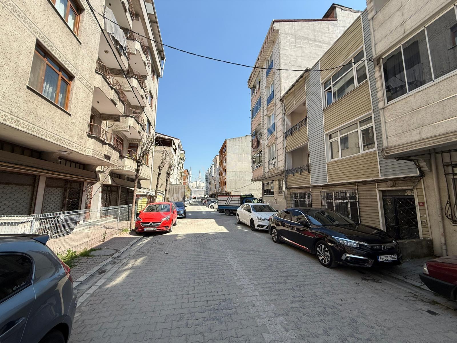 Saadetdere Mah'de 3+1 İskanlı Çift Balkonlu Arakat Temiz Daire ! - Görsel 13