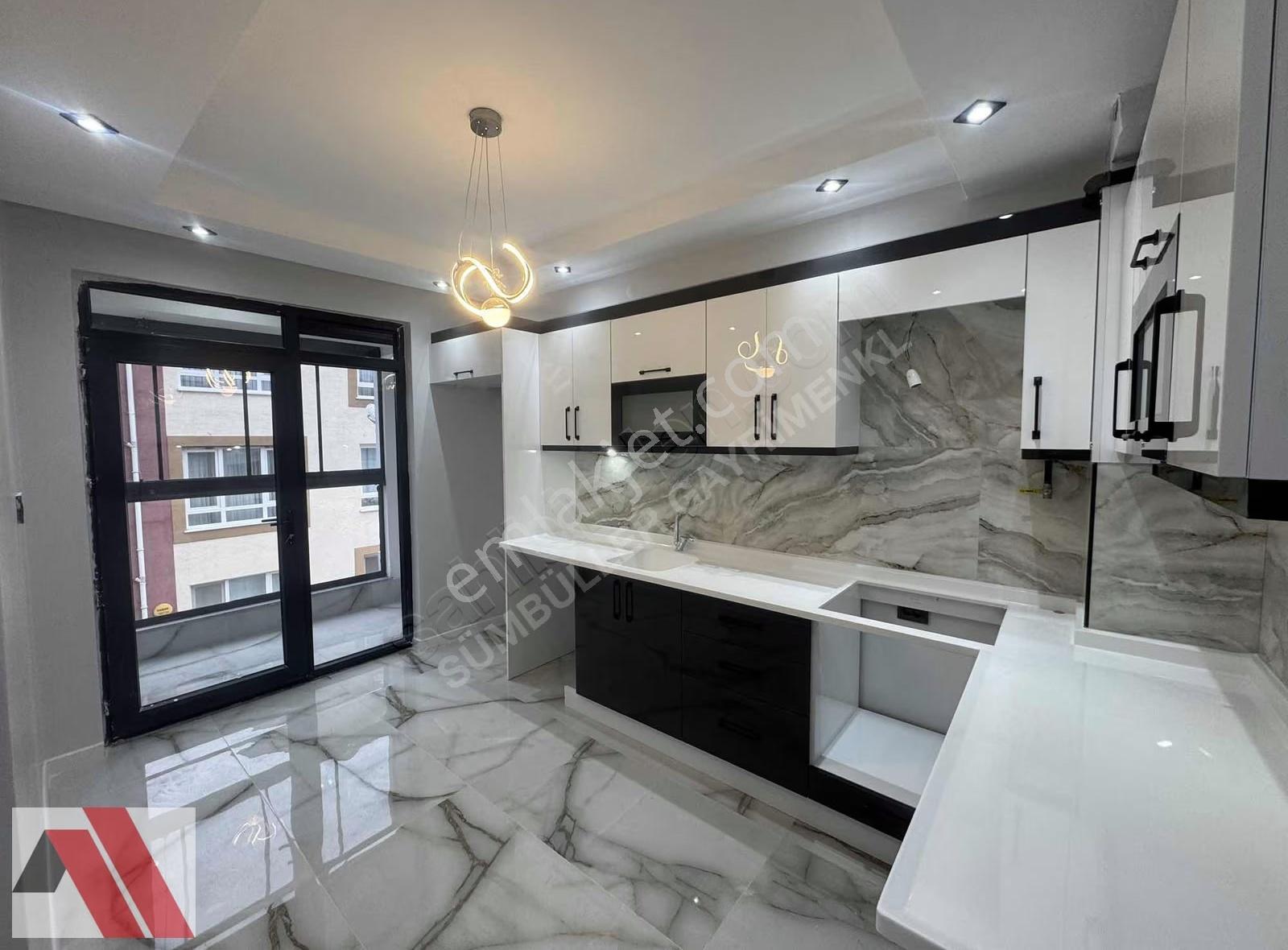 Sümbüller'den Tombakzade Yakını Arakat Z.ısıtma E.banyo Şık 3+1