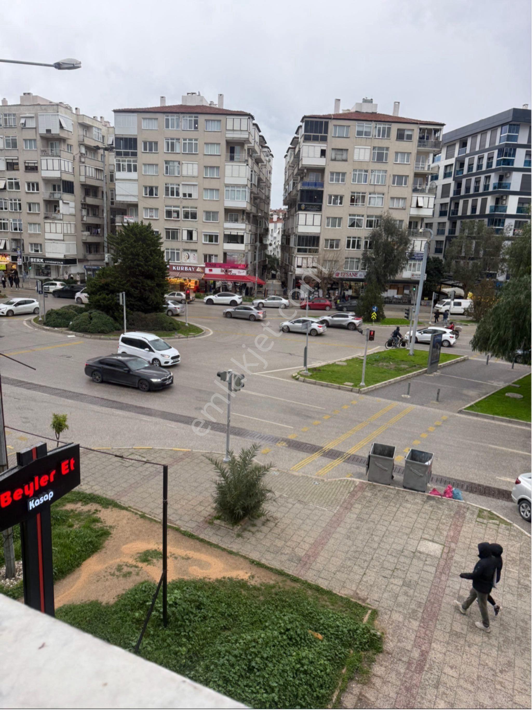 Sahibinden Bayraklı Manavkuyu Cadde Üzeri Ofis - Görsel 9