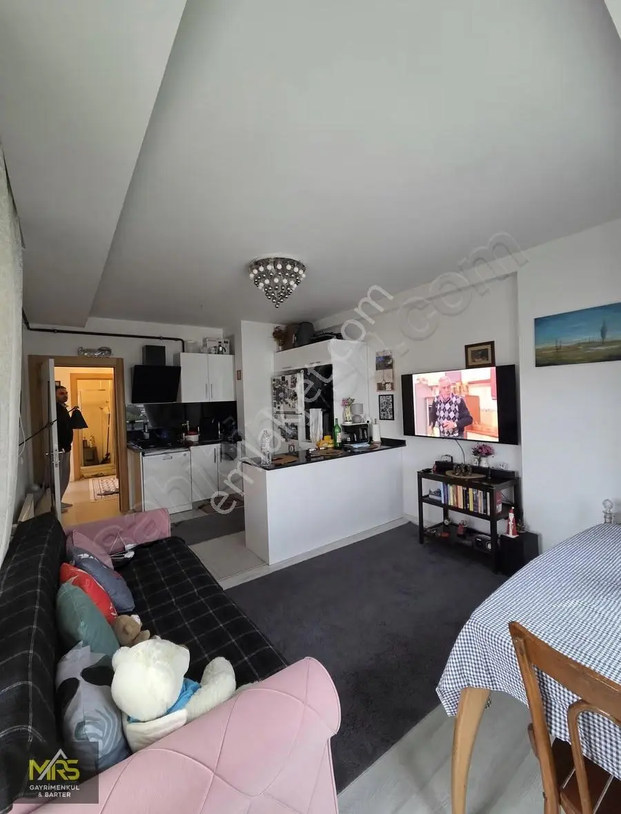 Mrs Gayrimenkulden Satılık Eşyalı Kombili Lüks 2+1 - Görsel 4