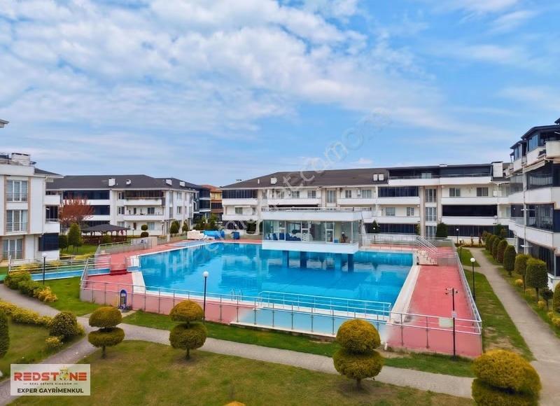 Karasuda Havuzlu Sitede Denize Yakın Donanımlı 1+1 Satılık Daire - Görsel 5