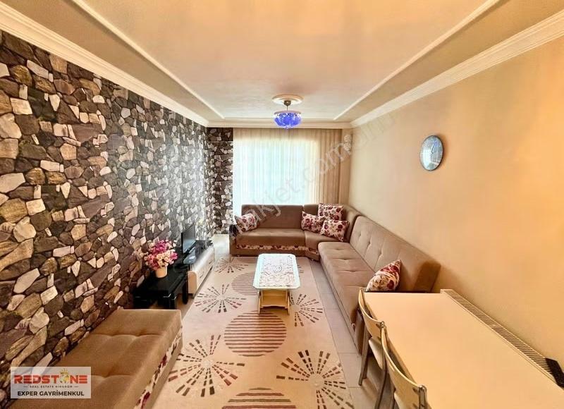 Karasuda Havuzlu Sitede Denize Yakın Donanımlı 1+1 Satılık Daire - Görsel 3