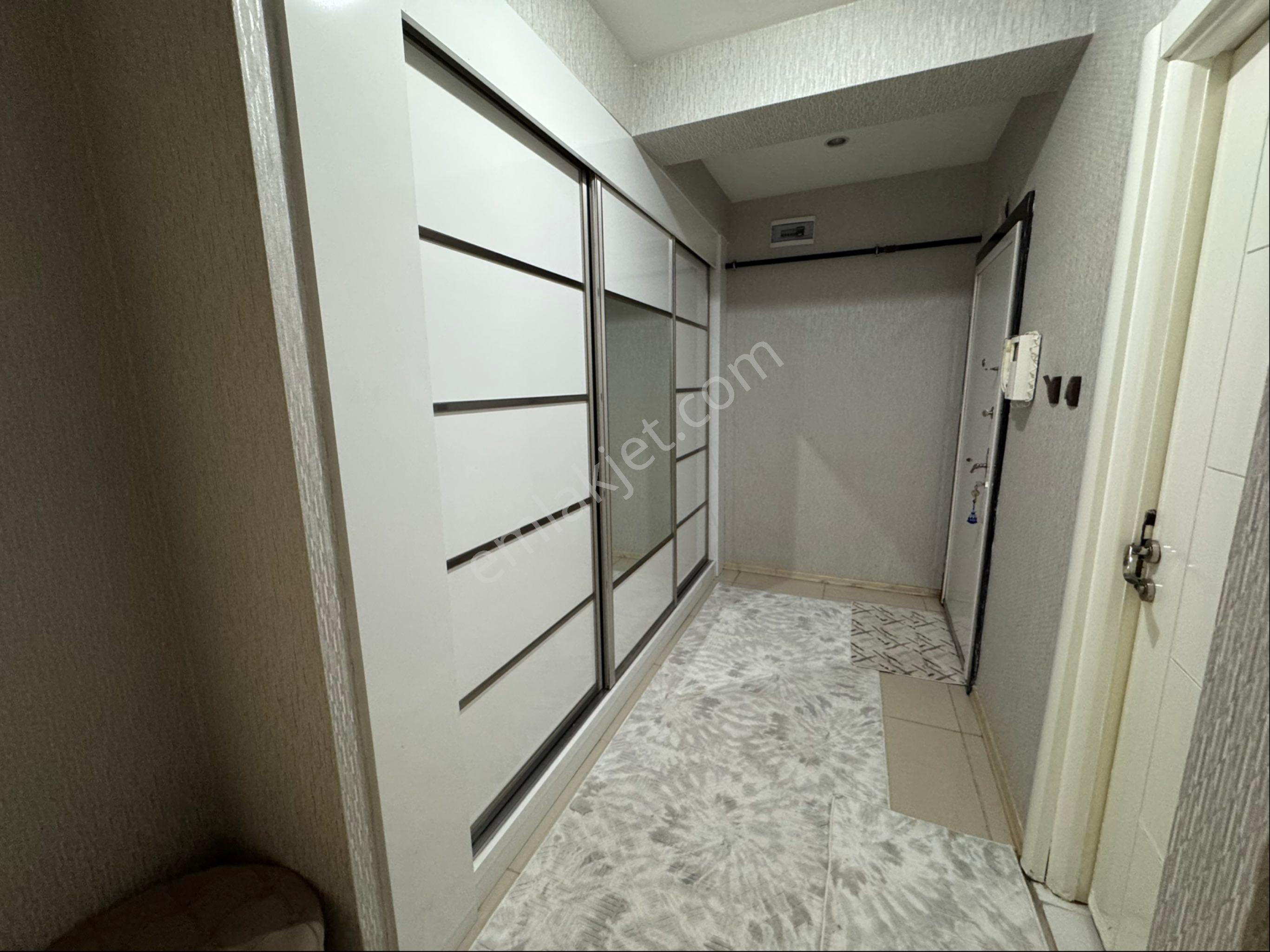 Premar Pro Dan Otogar Civarı Satılık 4+1 Daire