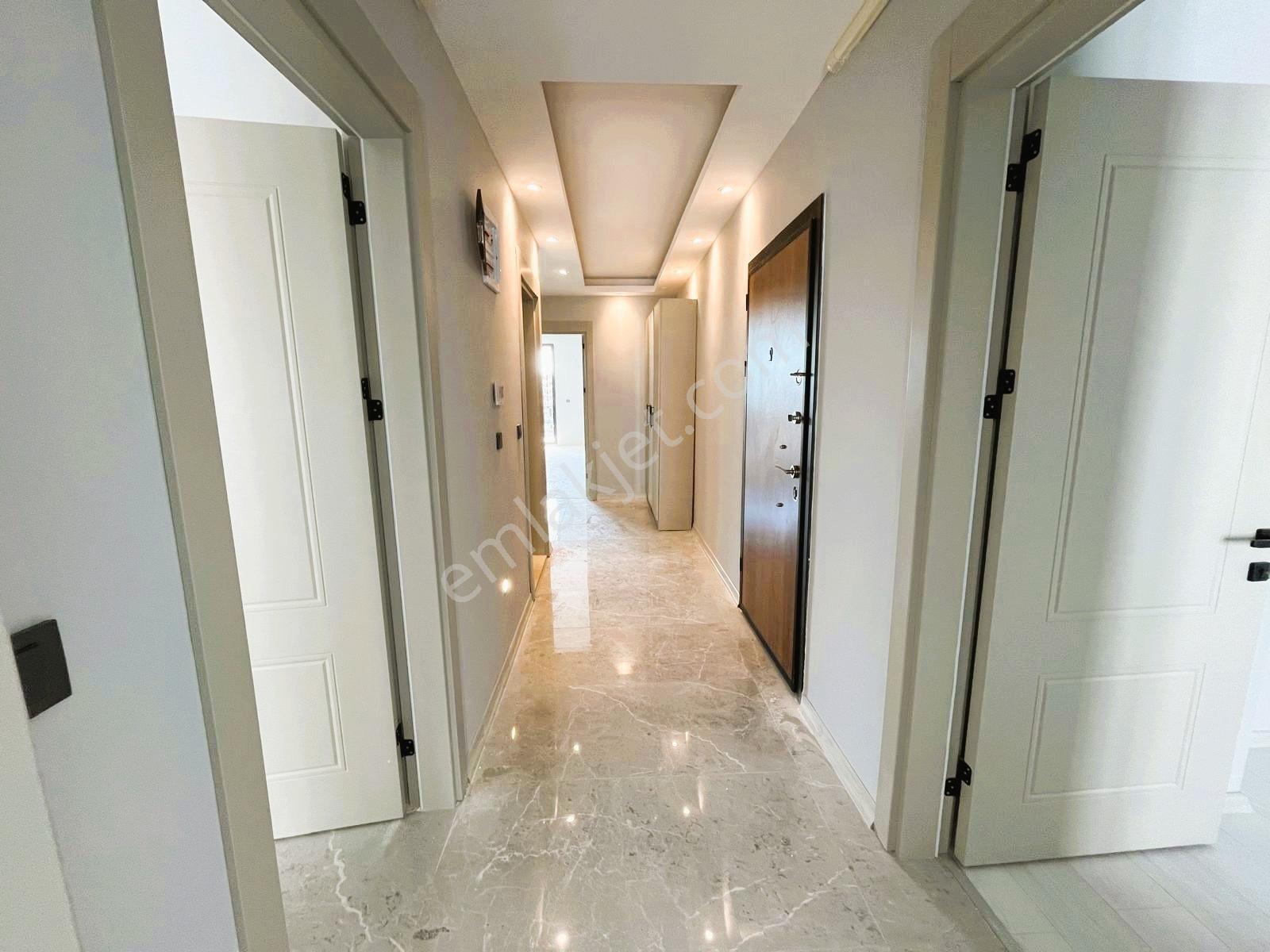 Eu Gayrimenkulden Cennet Ayağı Mahallesinde Kiralık 3+1 Daire