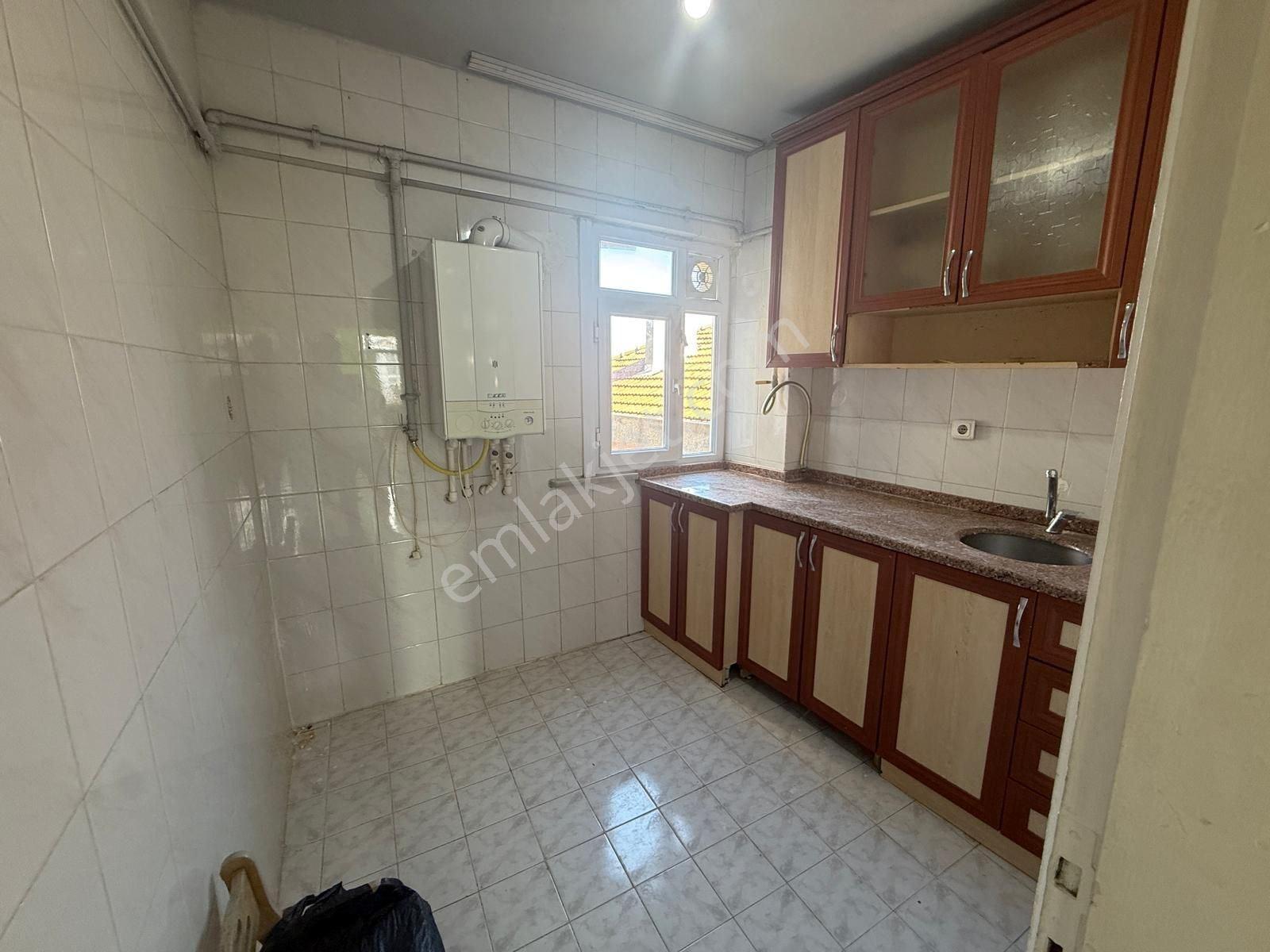 Güneşli Hürriyet Mahallesi Satılık 2+1 Daire Yatırıma Uygun - Görsel 23