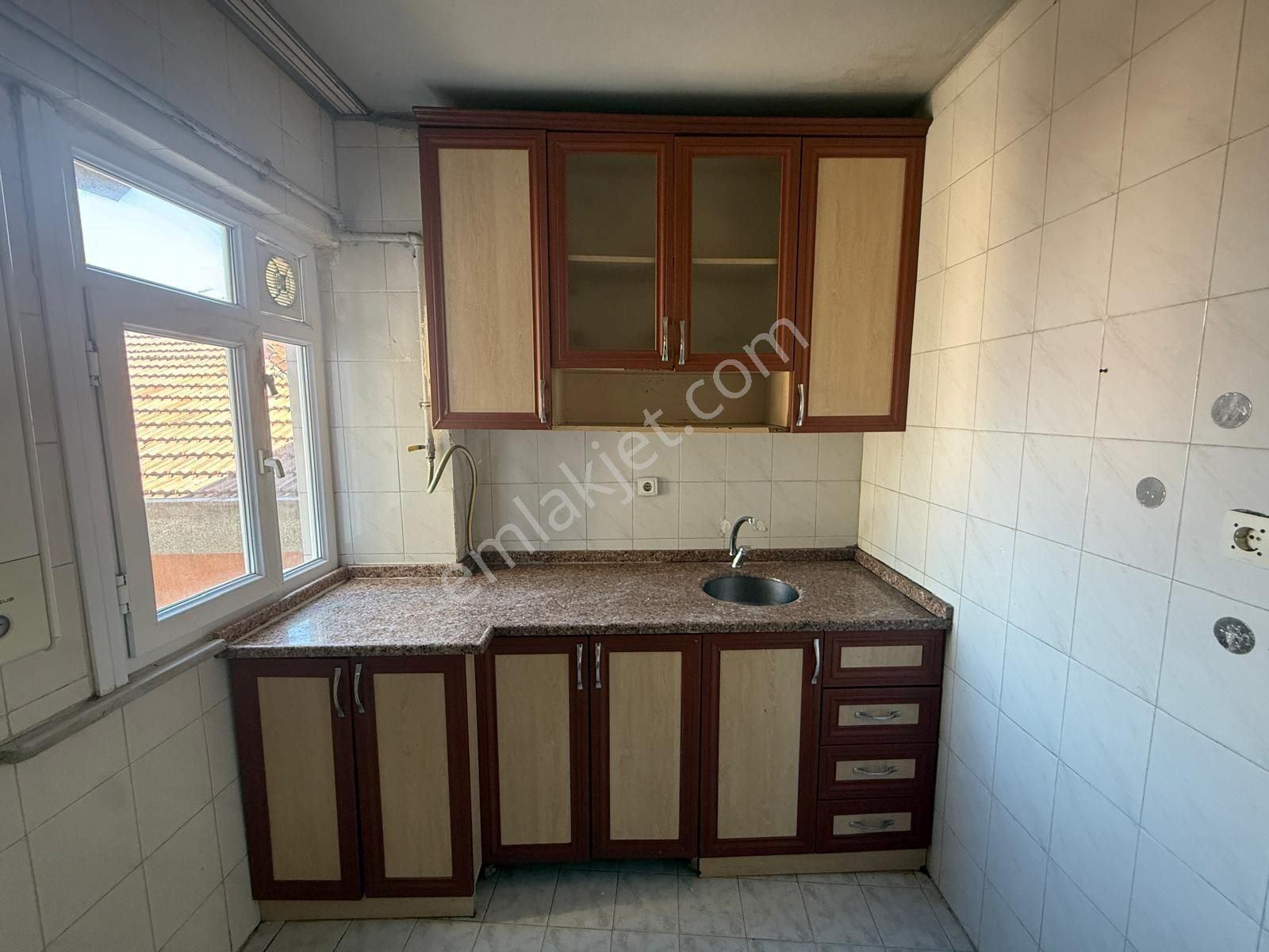 Güneşli Hürriyet Mahallesi Satılık 2+1 Daire Yatırıma Uygun - Görsel 35