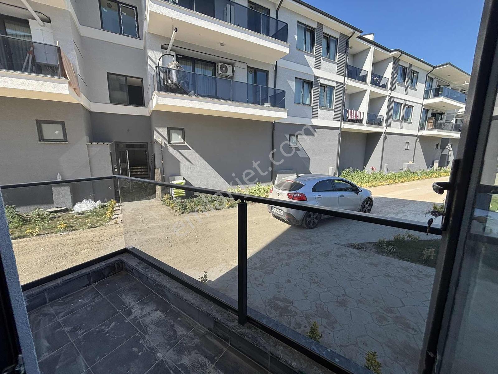 Ayşe Emlak'tan 3+1 Lüks Ebeveyn Banyolu Satılık Daire - Görsel 17