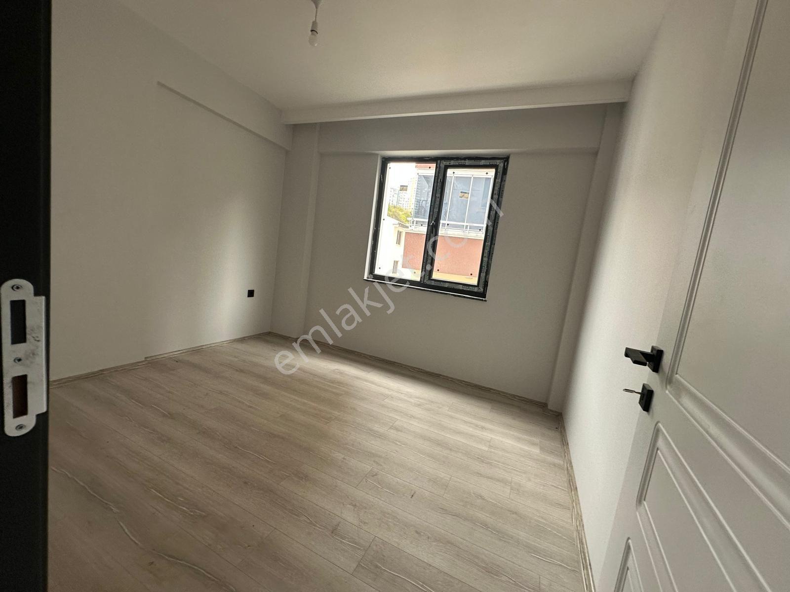 Evim-nur'dan Hasköy Mah Ebevyn Banyolu Vestiyer Takılı 1.kat 2 Geniş Balkonlu Sıfır Daire - Görsel 14
