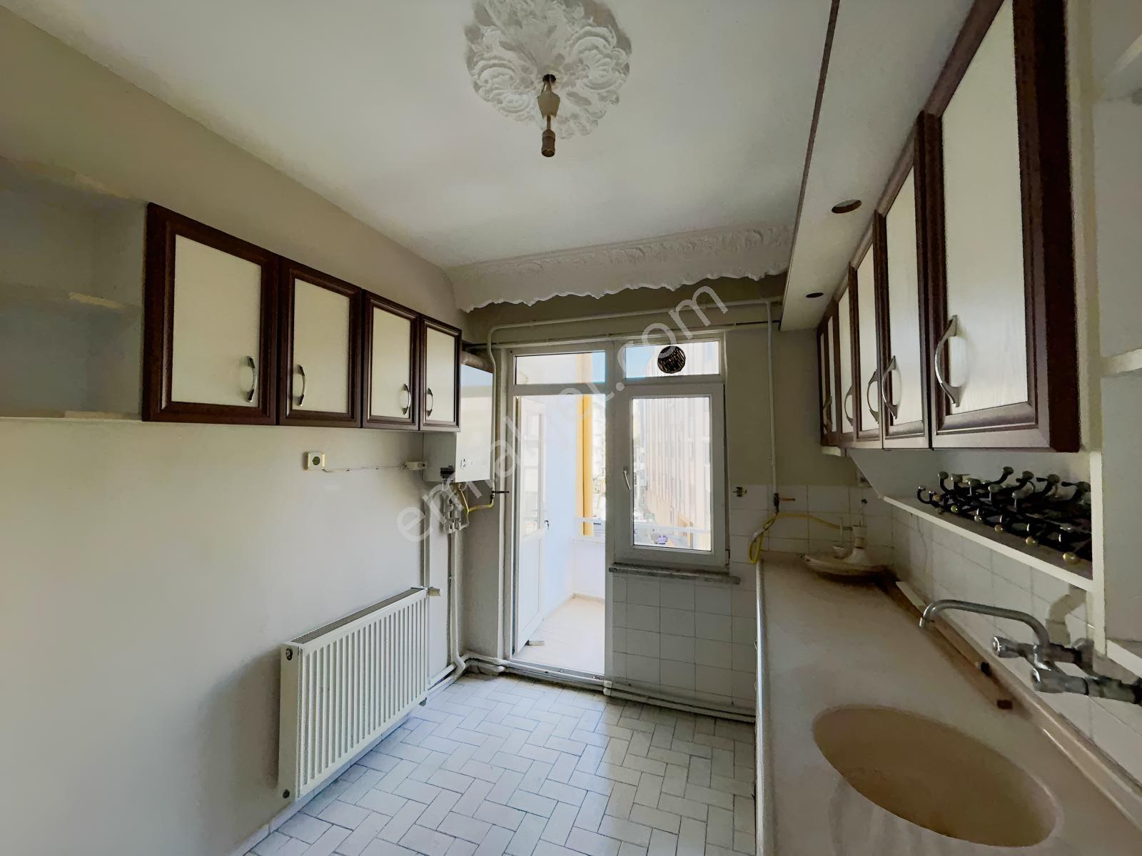 Balıkesir Altıeylül Mahallesi Kiralık 2+1 Daire Asansör-arakat - Görsel 20