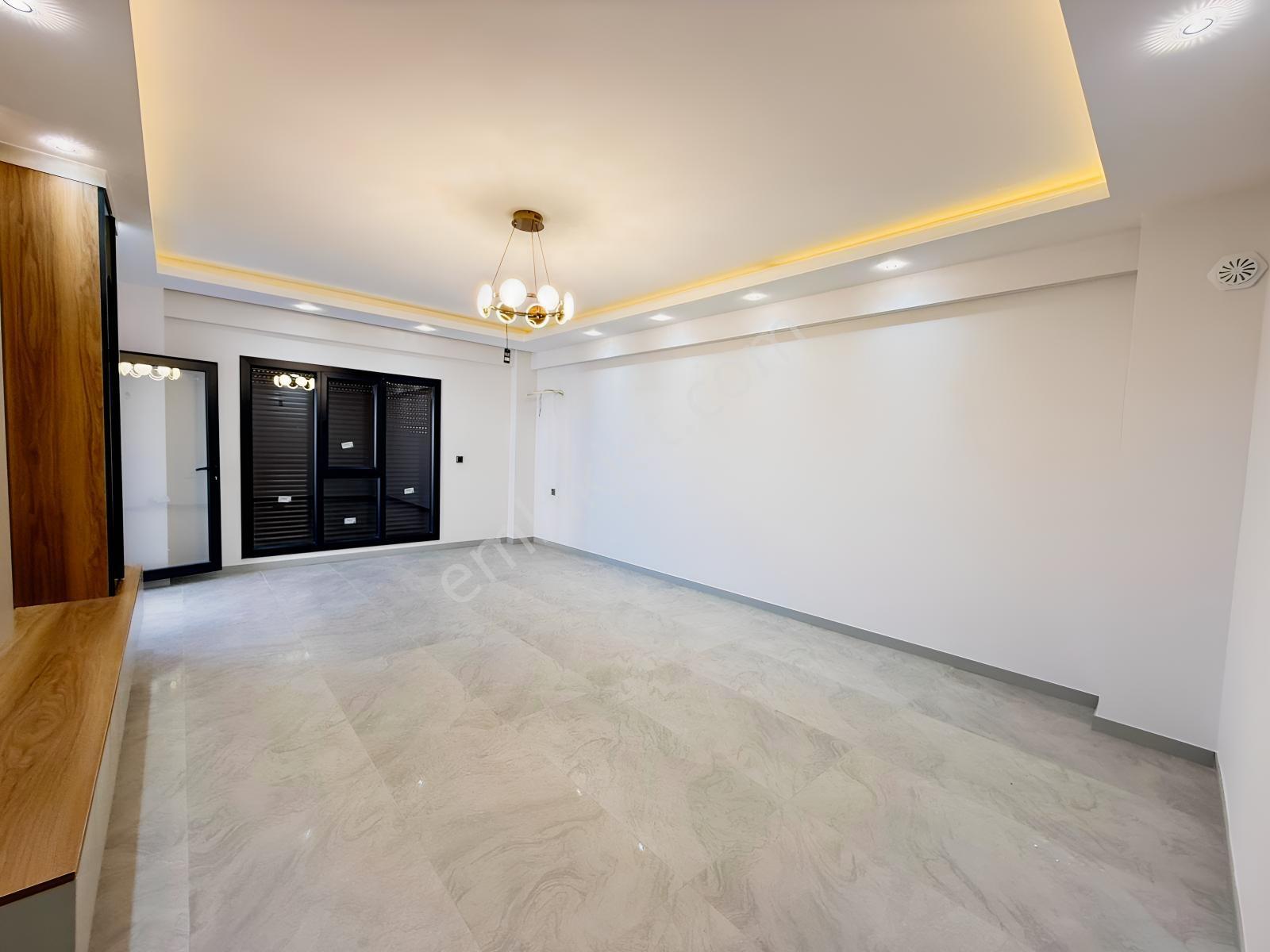 Çakmak Mahallesinde 190 M2 3,5+1 Satılık Daire - Görsel 6