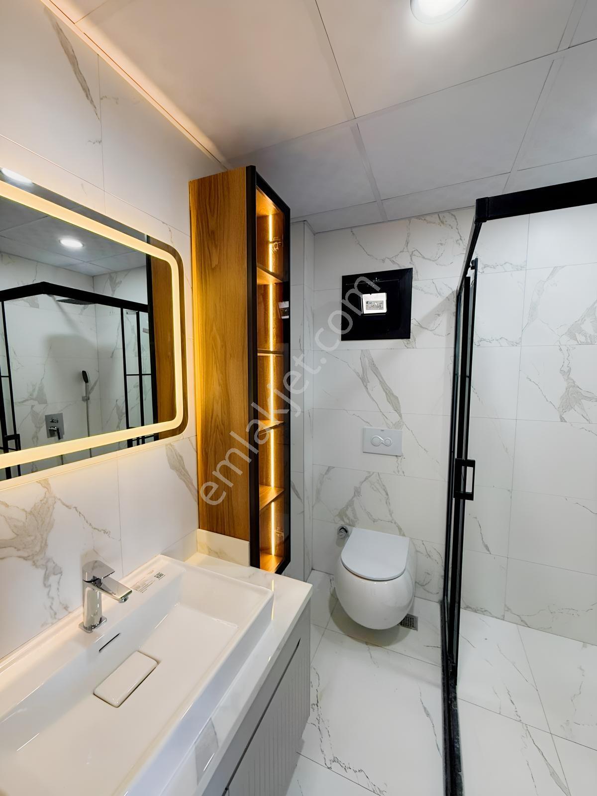 Çakmak Mahallesinde 190 M2 3,5+1 Satılık Daire - Görsel 7