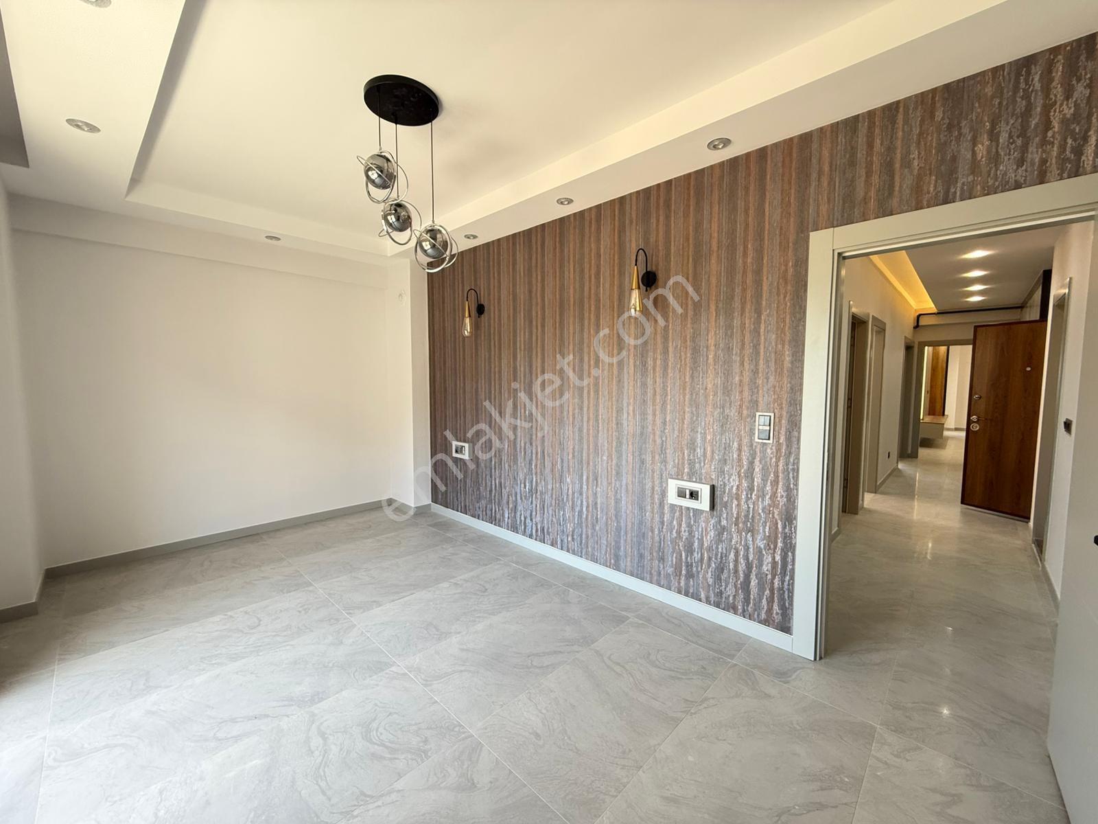 Çakmak Mahallesinde 190 M2 3,5+1 Satılık Daire - Görsel 5