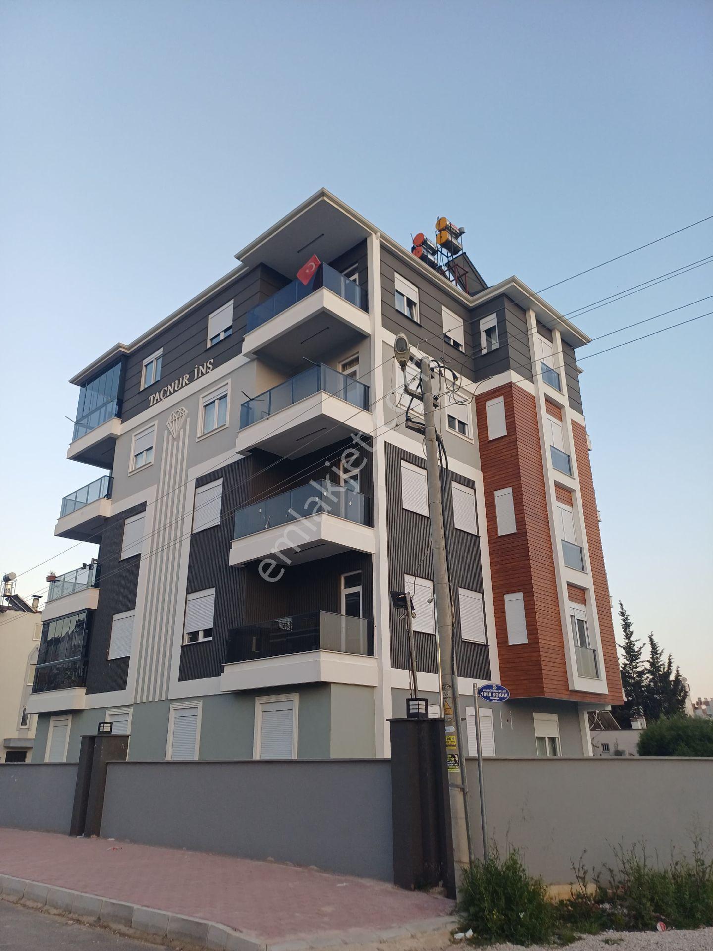 Ayanoğlu Mah 3+1 Katta İskanlı Havuzlu