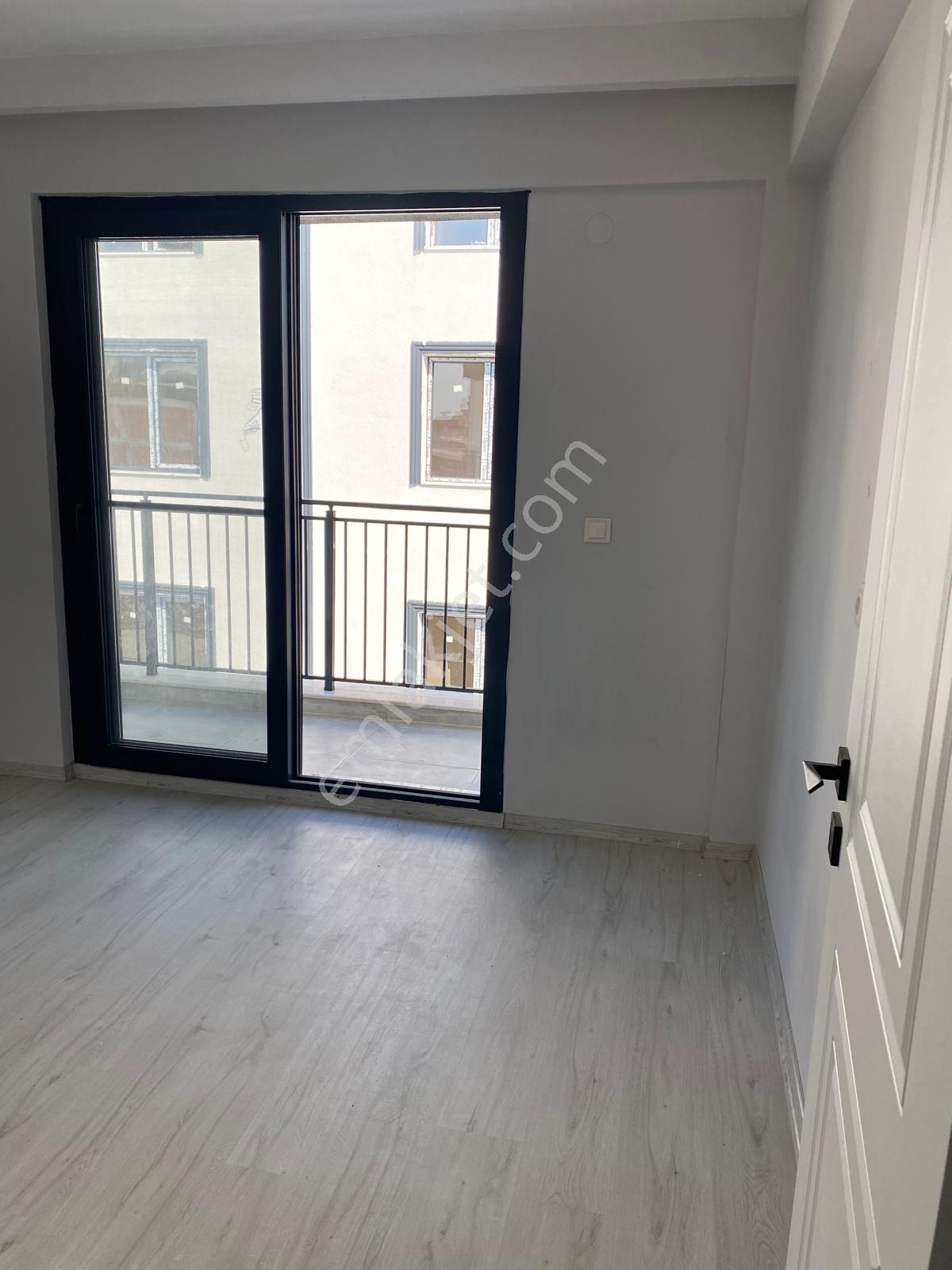 Germencik Yedieylül Mahallesinde 2+1 Kiralık Daire - Görsel 14