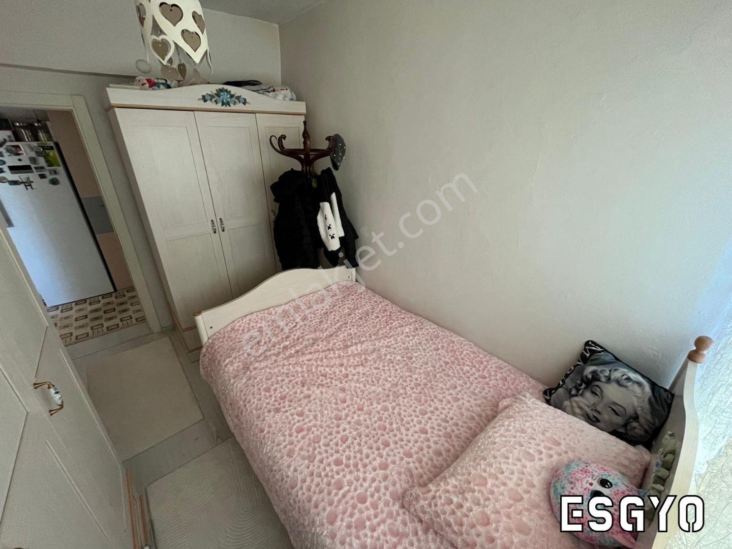 Esgyo'dan Kırmızıtoprak Muhtarlık Yanı Bakımlı 2+1 Satılık Daire - Görsel 15