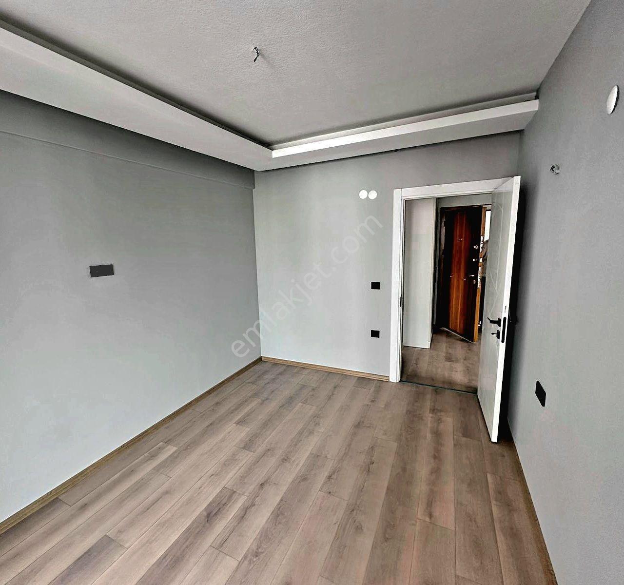 0554 8000 522 Satılık Lüks 1+1 Konut & Ofise Uygun - Görsel 12