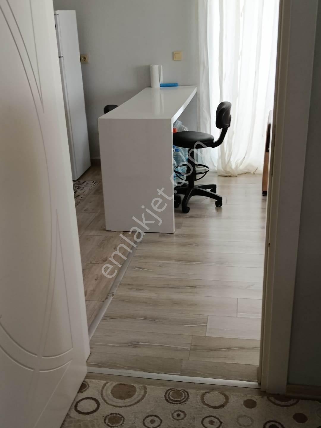 Çiftlikköy’de Üniversiteye Yürüme Mesafesinde 1+1 Eşyalı Daire - Görsel 25