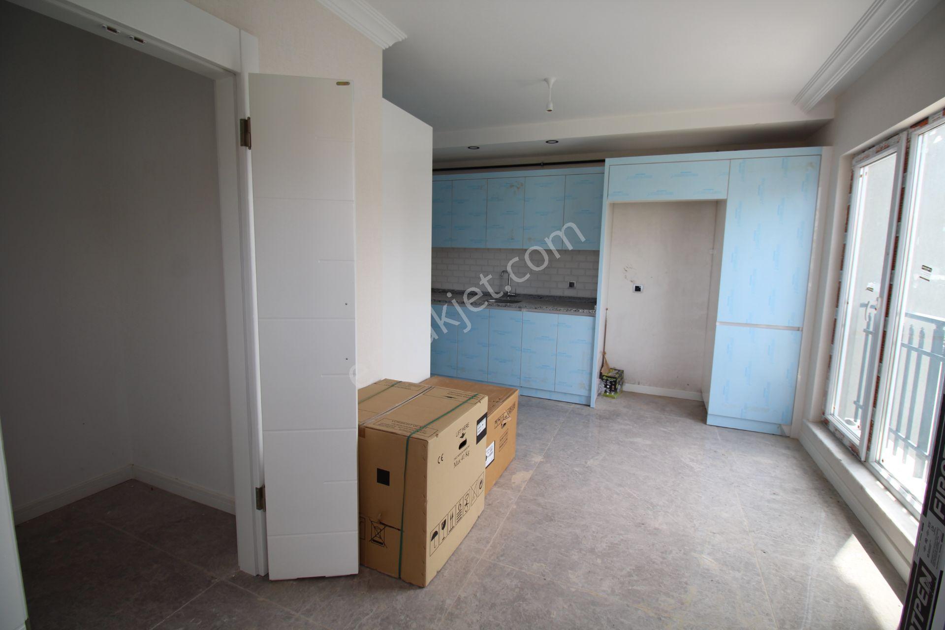 Aksaray Coğlaki Mahallesinde Anayolda Satılık 4+1 Lüks Daire - Görsel 19