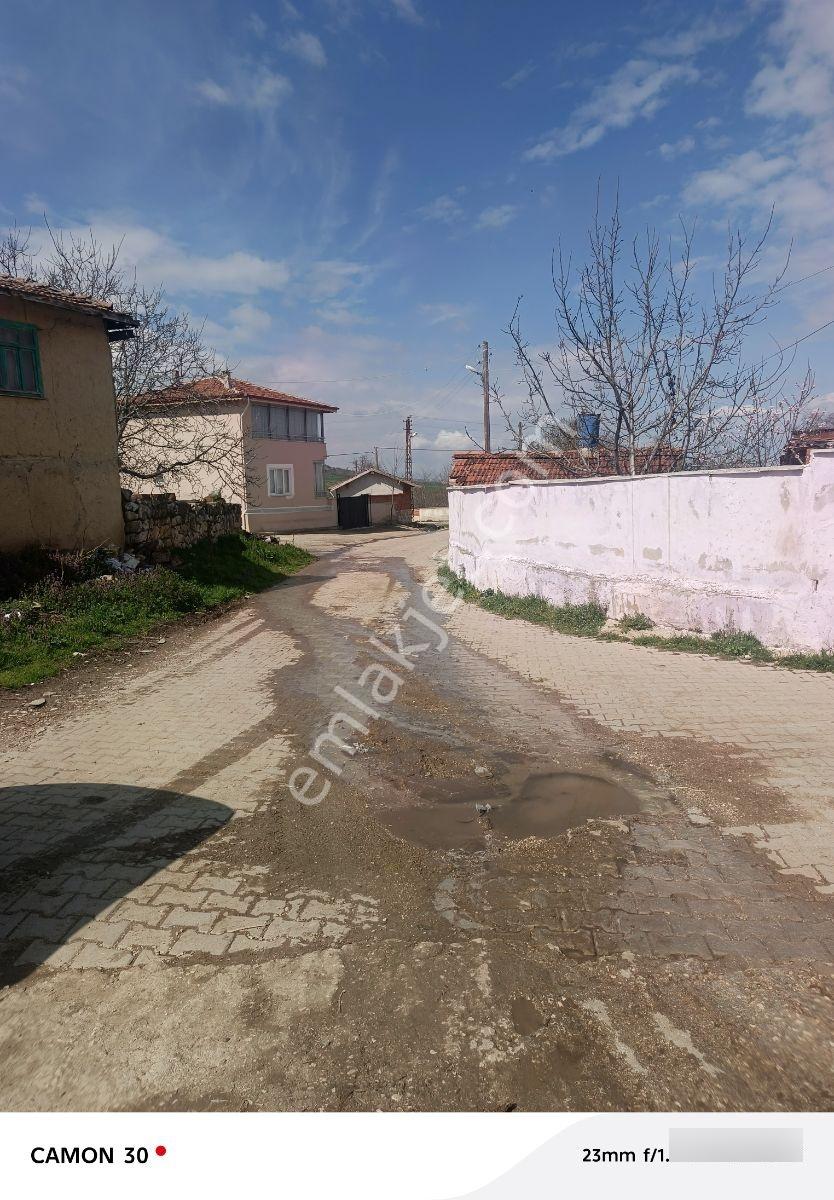 Amasya Merkeze 6 Km Mesafede Bağlarüstü Köyü Satılık Arsa - Görsel 4