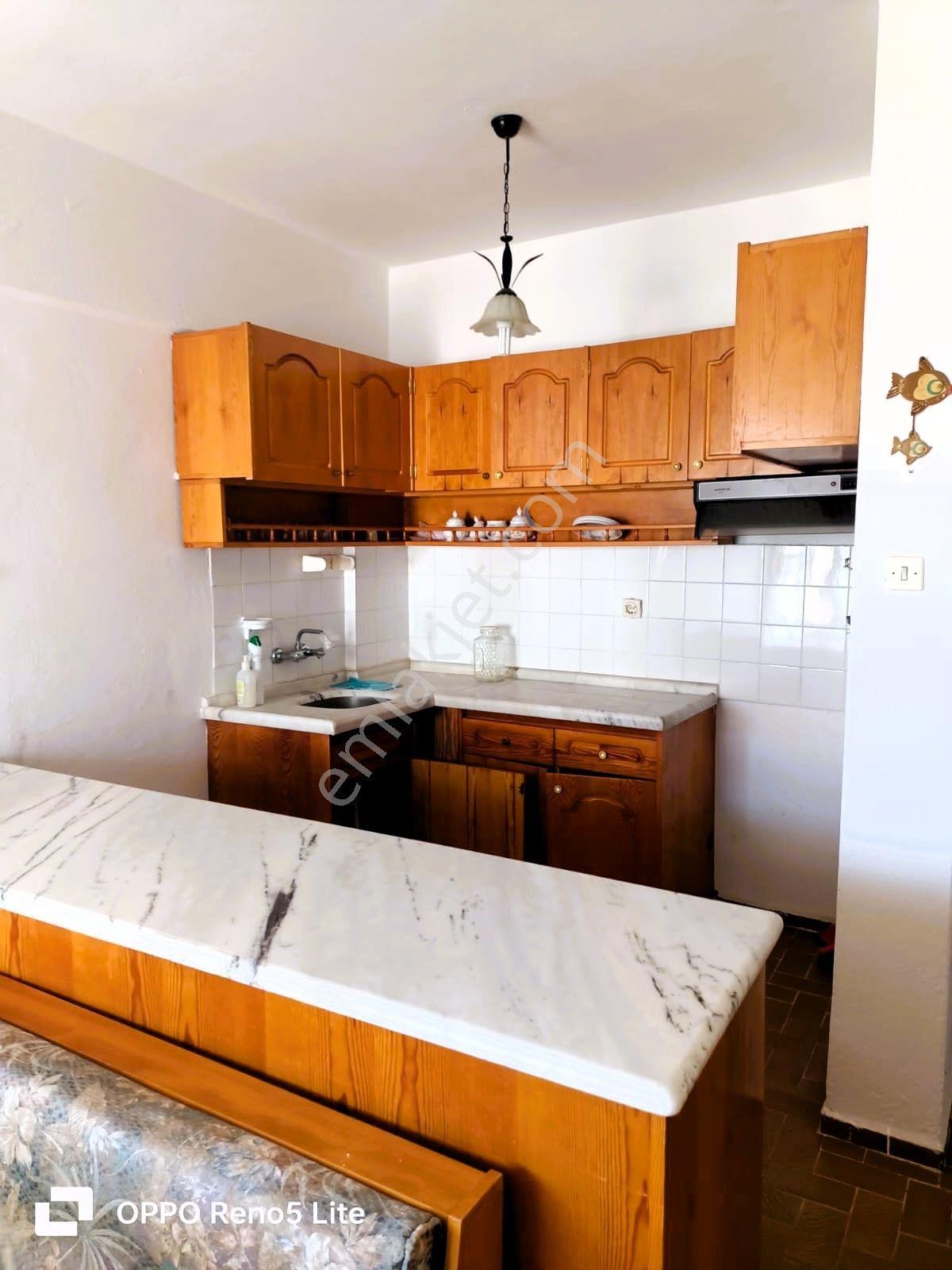 Alanya Konaklıda Denize Sıfır Konumda Satılık2+1 Manzaralı Daire - Görsel 3