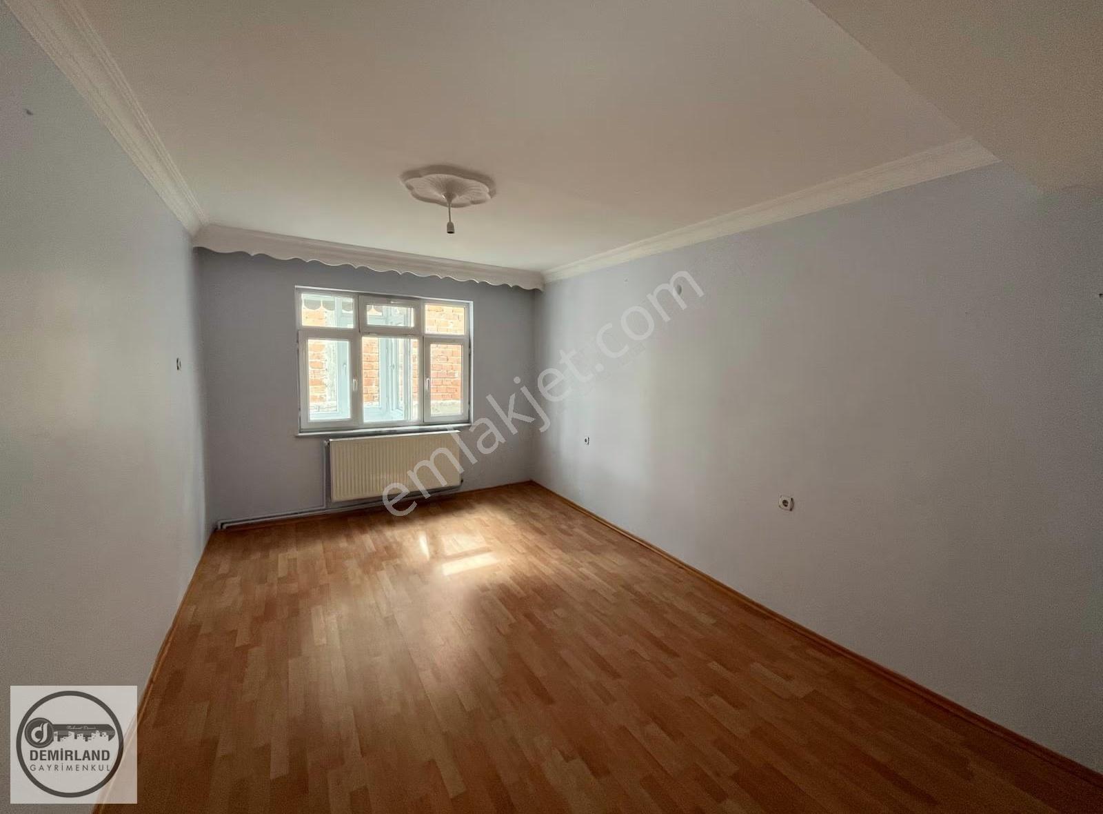 Demirlan'dan Kiralık Cemaleddin Mahallesinde 2+1 Daire - Görsel 3