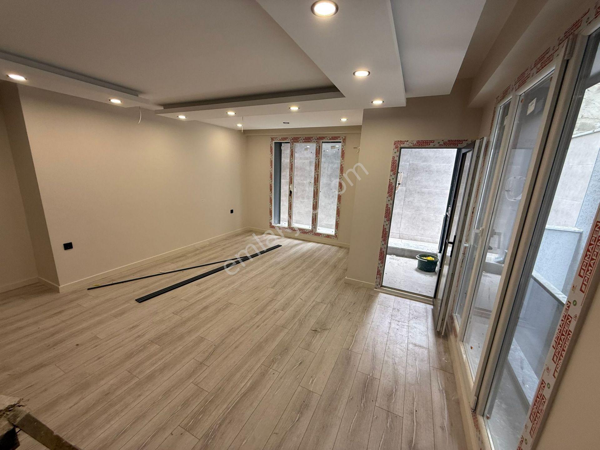 Loft'tan Halkalı Merkez Mh 95m2 Lüks,otoparklı 1.kat Satılık Daire - Görsel 4