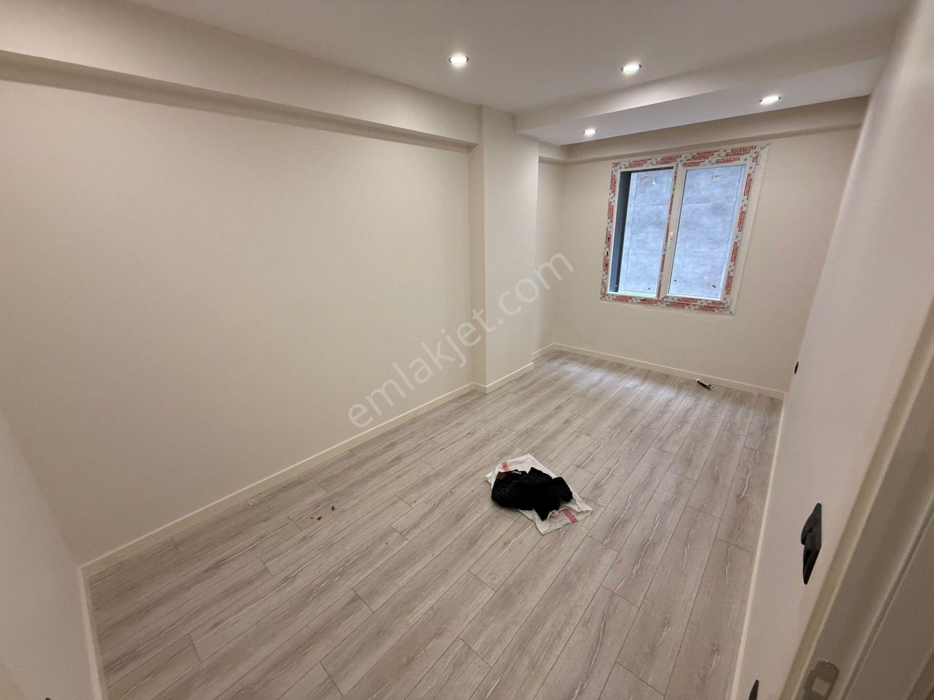 Loft'tan Halkalı Merkez Mh 95m2 Lüks,otoparklı 1.kat Satılık Daire - Görsel 14