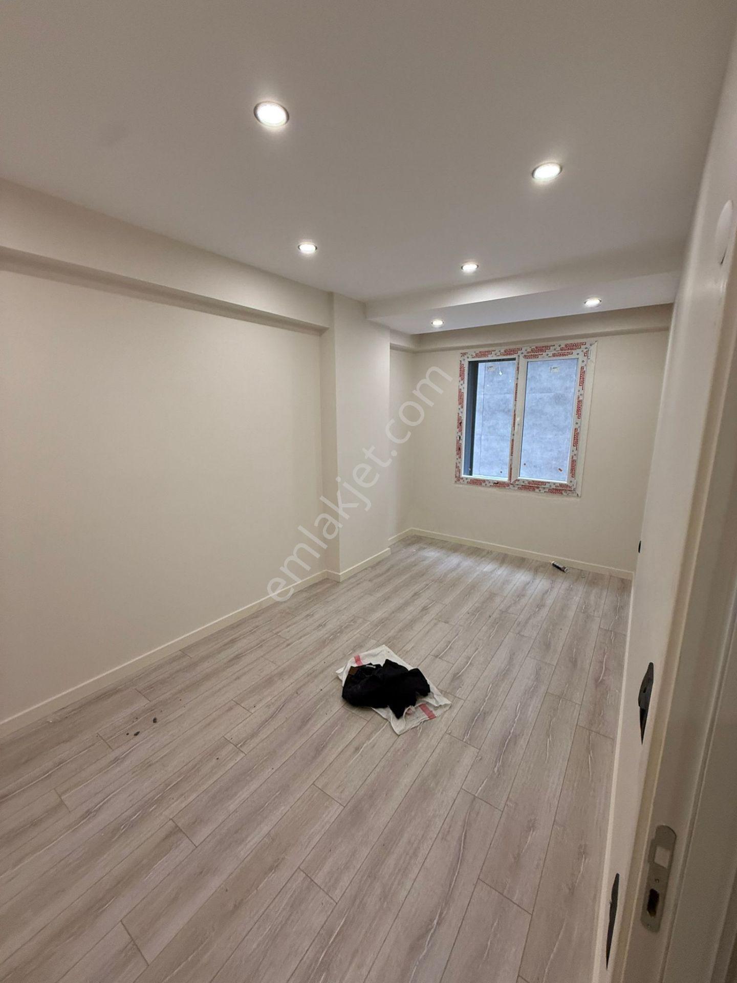Loft'tan Halkalı Merkez Mh 95m2 Lüks,otoparklı 1.kat Satılık Daire - Görsel 16