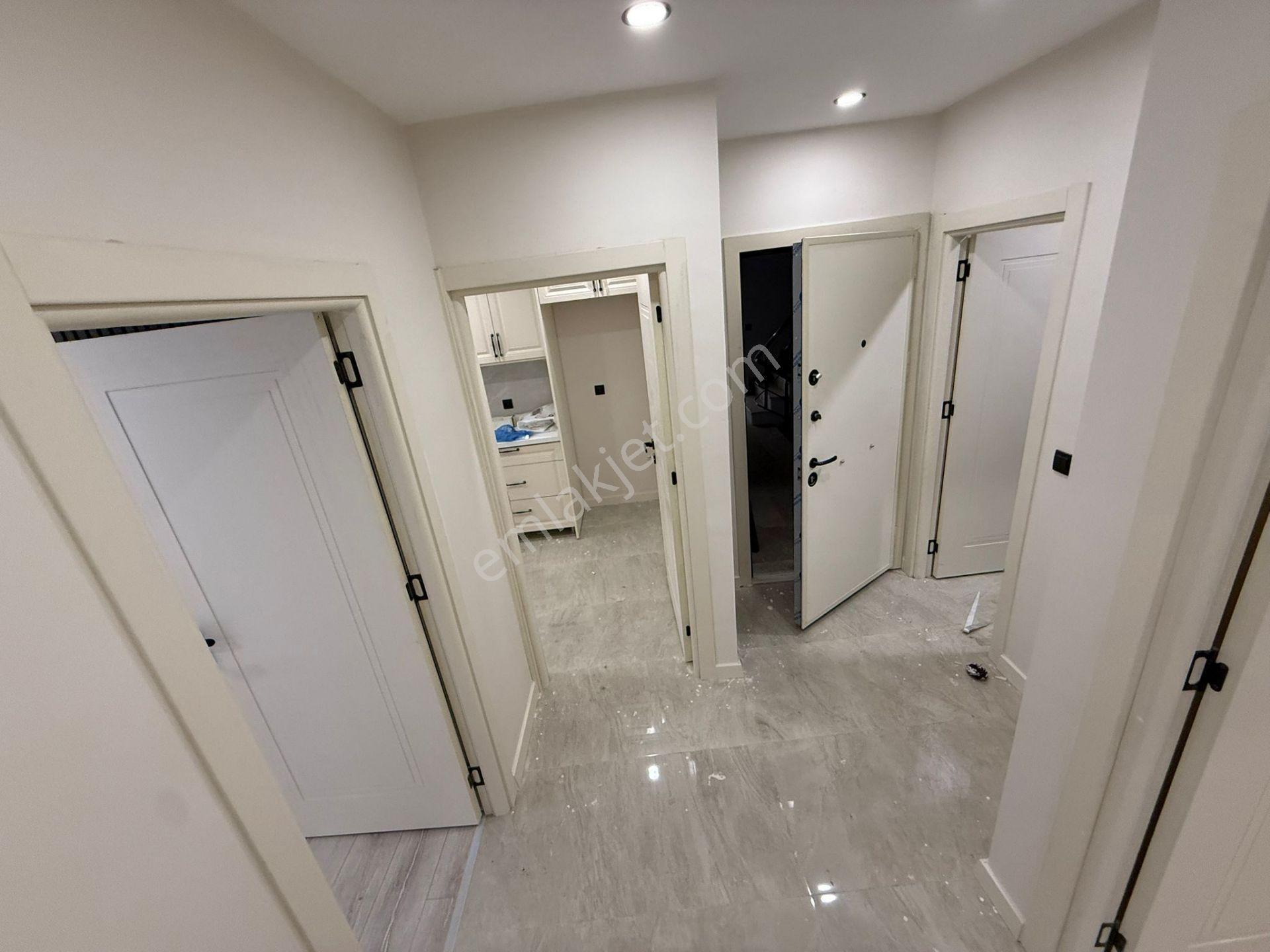 Loft'tan Halkalı Merkez Mh 95m2 Lüks,otoparklı 1.kat Satılık Daire - Görsel 18