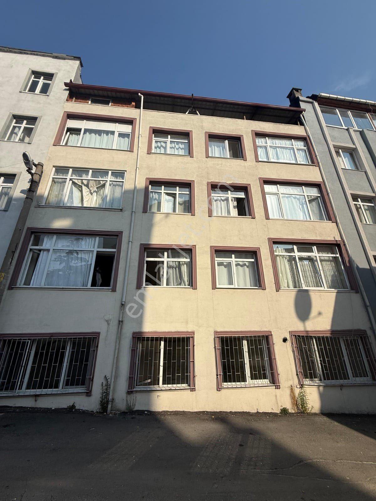 Selahiye Mahallesinde İci Temiz Satılık Daire - Görsel 11