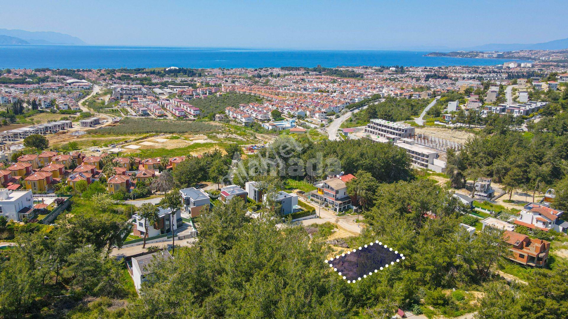 Kuşadasında Deniz Manzaralı Villa İmarlı 282 M² Prestijli Arsa - Görsel 2