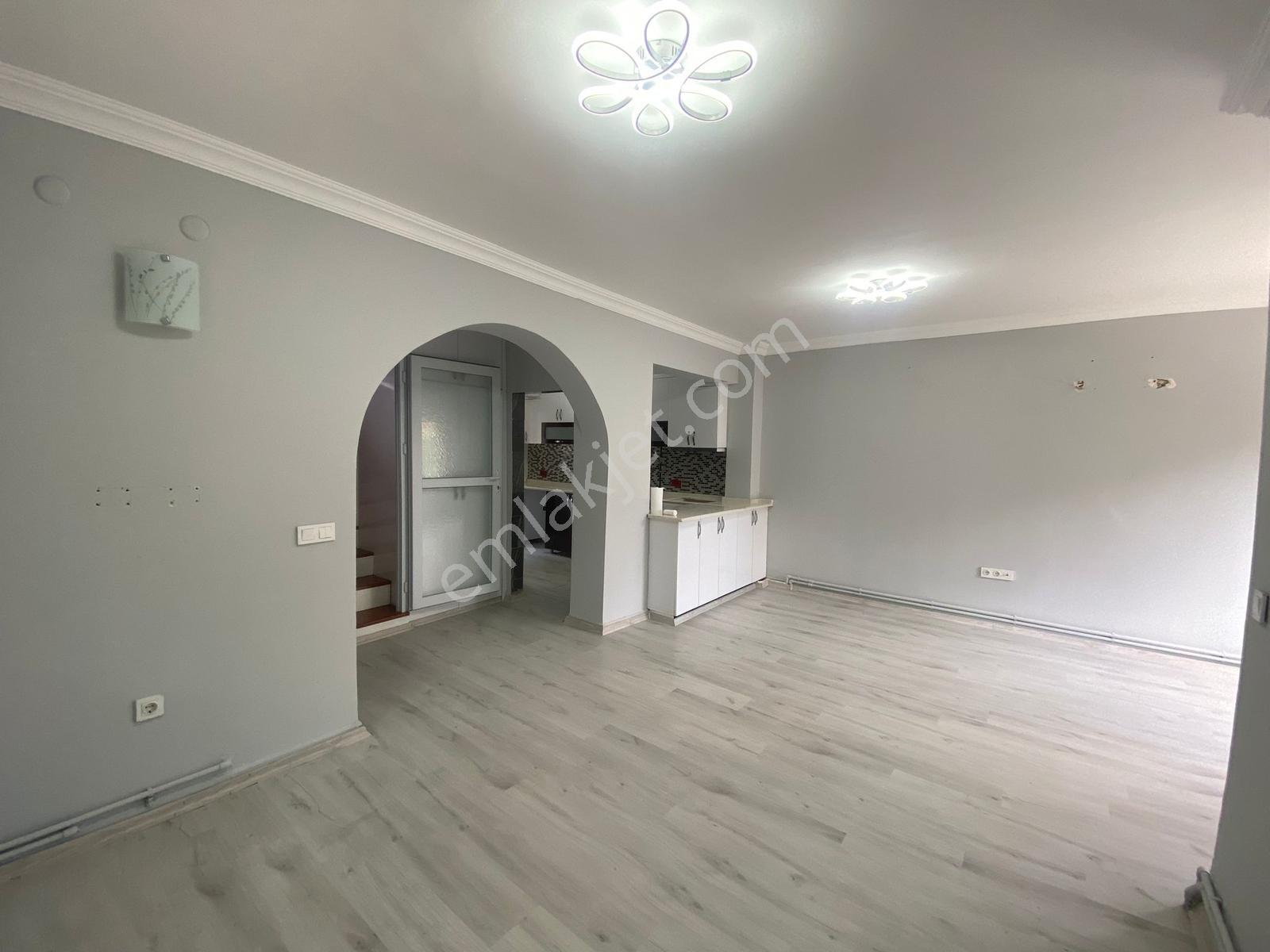 Dostlar Kent Sitesinde 4+1 İkiz Villa Müstakil Bahçeli Havuzlu - Görsel 19