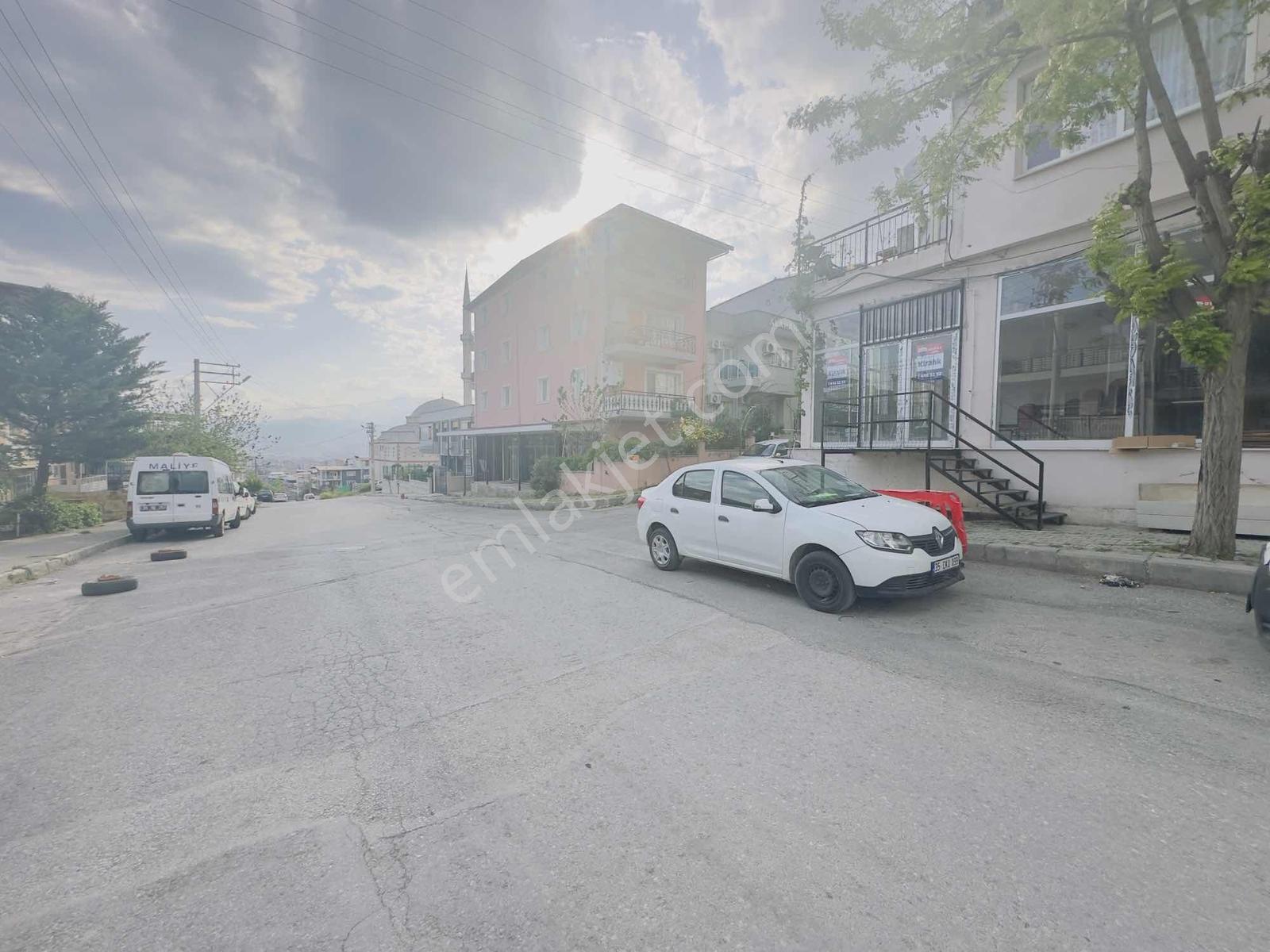 Buca Adatepe'de 155m2 Satılık Dükkan - Görsel 9