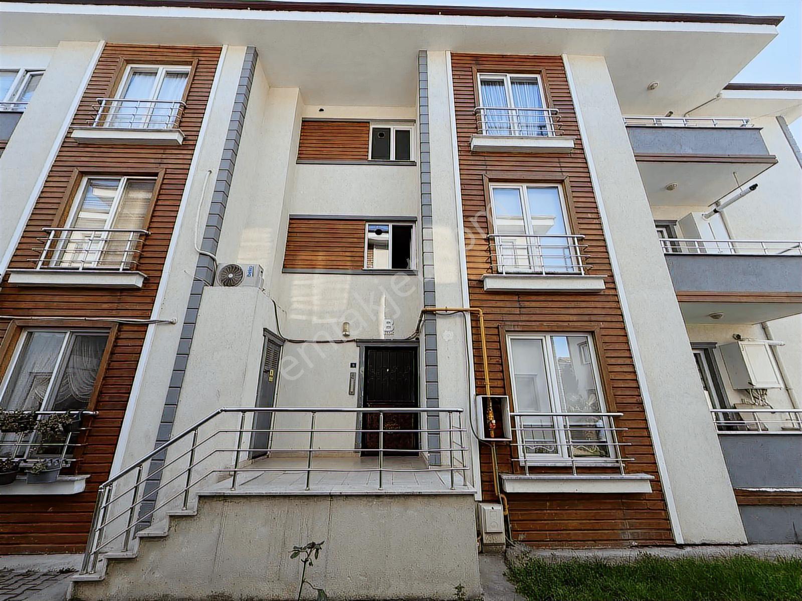 Sapanca Gazipaşa Mahallesinde Her Yere Yakın Fırsat Daire - Görsel 4