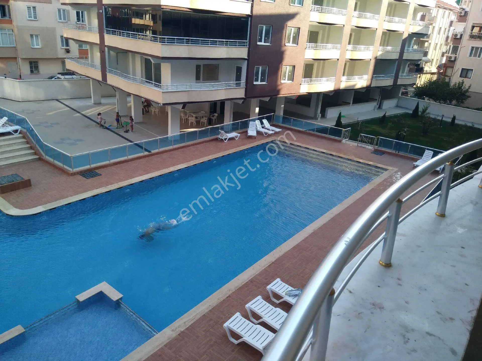 Kumla'da Havuzlu Asansörlü Kapalı Otoparklı, 2+1 , Otel Konseptinde Yeni Bina Kiralık - Görsel 2