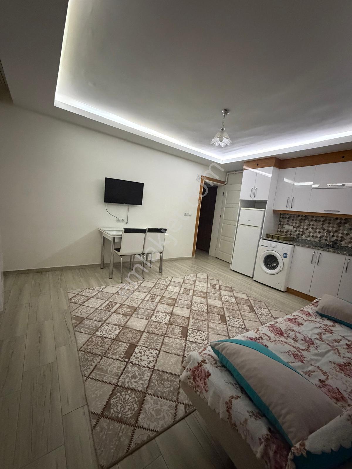 Ender Uysal Gayrimenkulden Zeytinköy De 1+1 Balkonlu Geniş Kiralık Apart...
