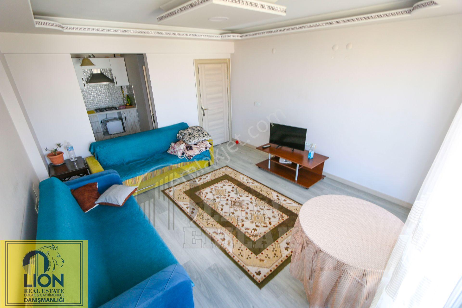Lıon Emlak'tan İşlek Ana Cadde Üzerinde , Çarşı Yakını , Full Eşyalı Kiralık 2+0 Daire