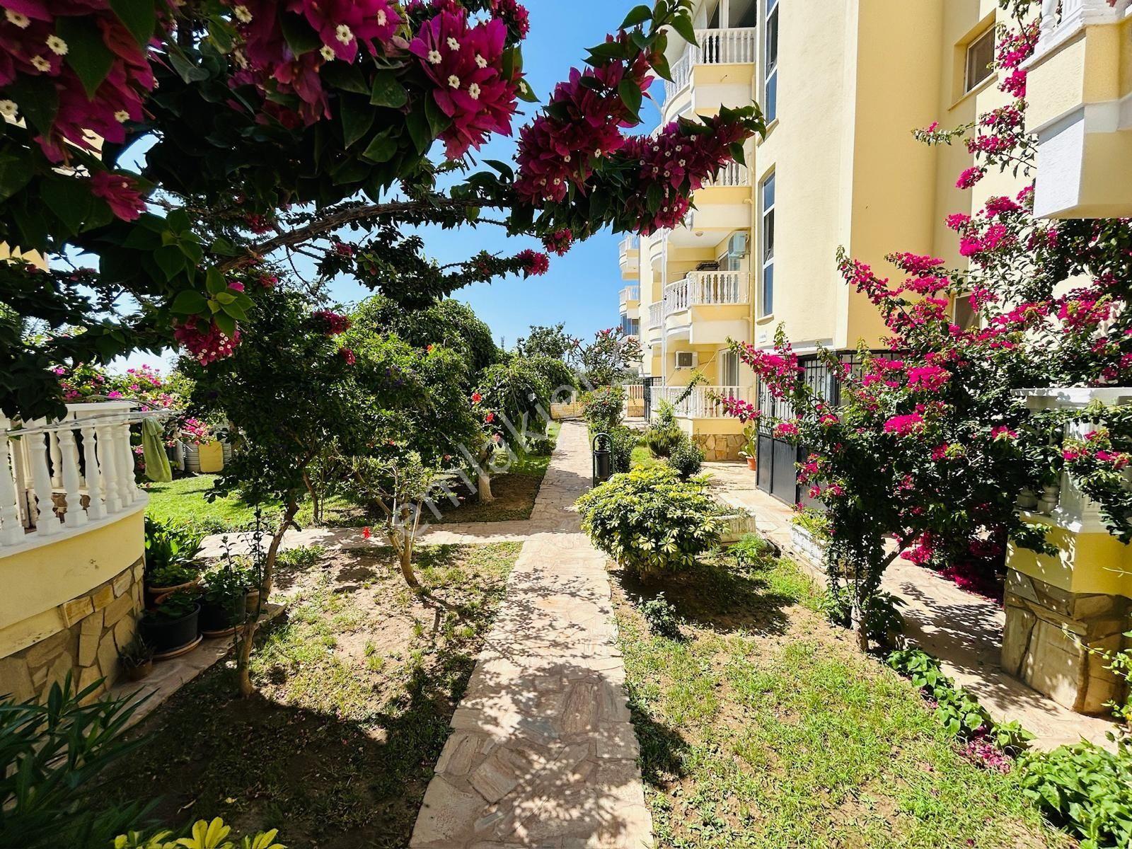 Didim Denize Yakın Havuzlu Site İçinde 3+1 Eşyalı Dubleks Satılık Daire - Görsel 3