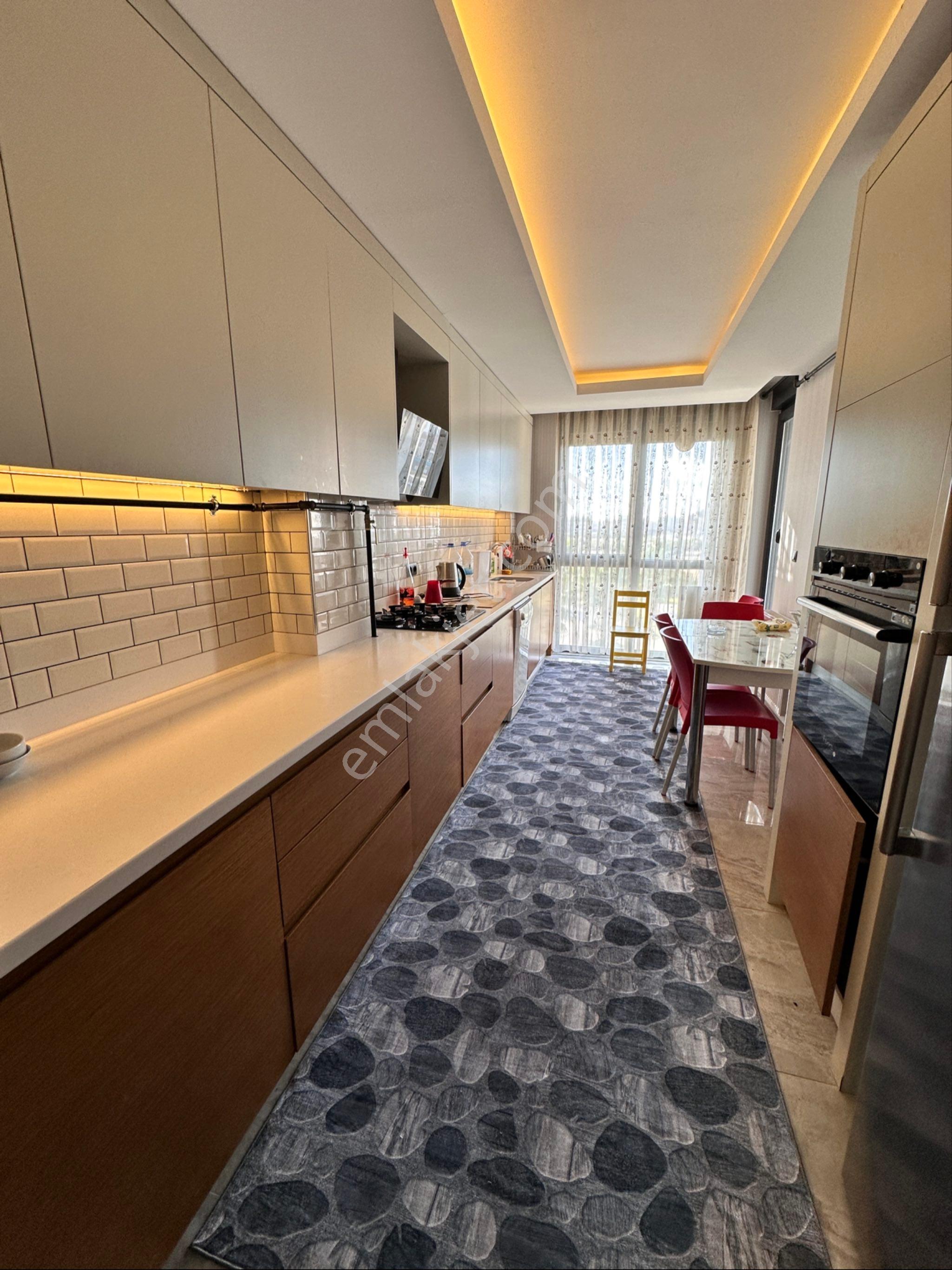 Rengiantalya Sitesinde Full Eşyalı Kiralık 3+1 Lüks Daire - Görsel 10