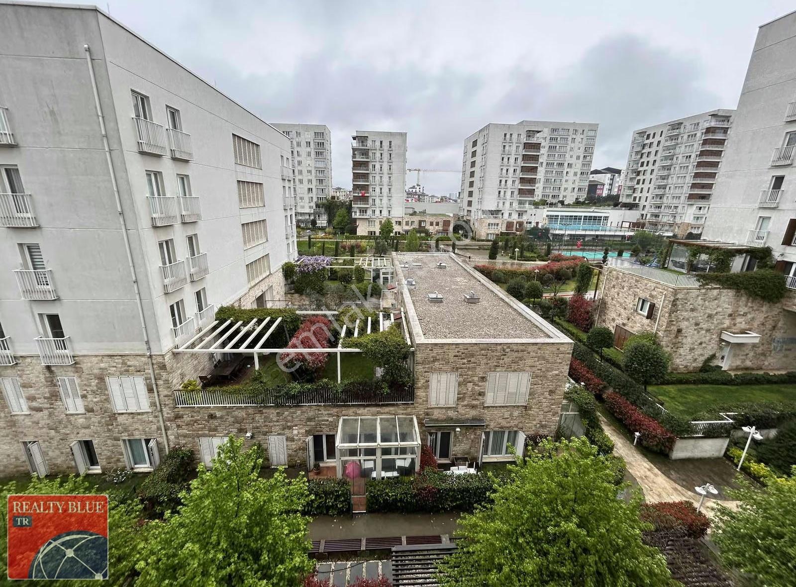 Sinpaş Ege Boyu'nda Modern Şık Tasarım Eşyalı Kiralık 1+1