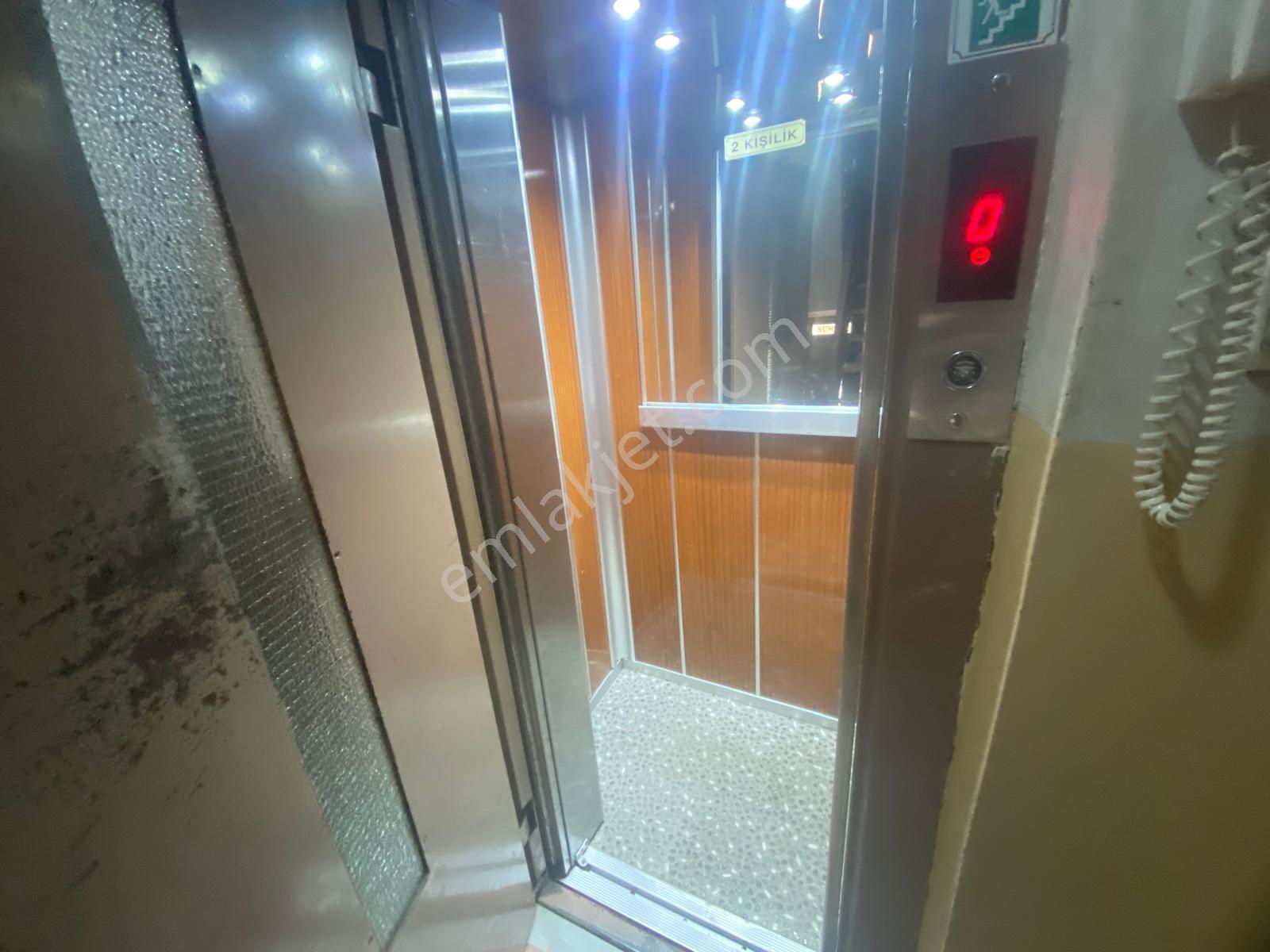 İstanbul House'dan Bahçelievler'de Geniş Asansörlü 3+1 Ara Kat - Görsel 22